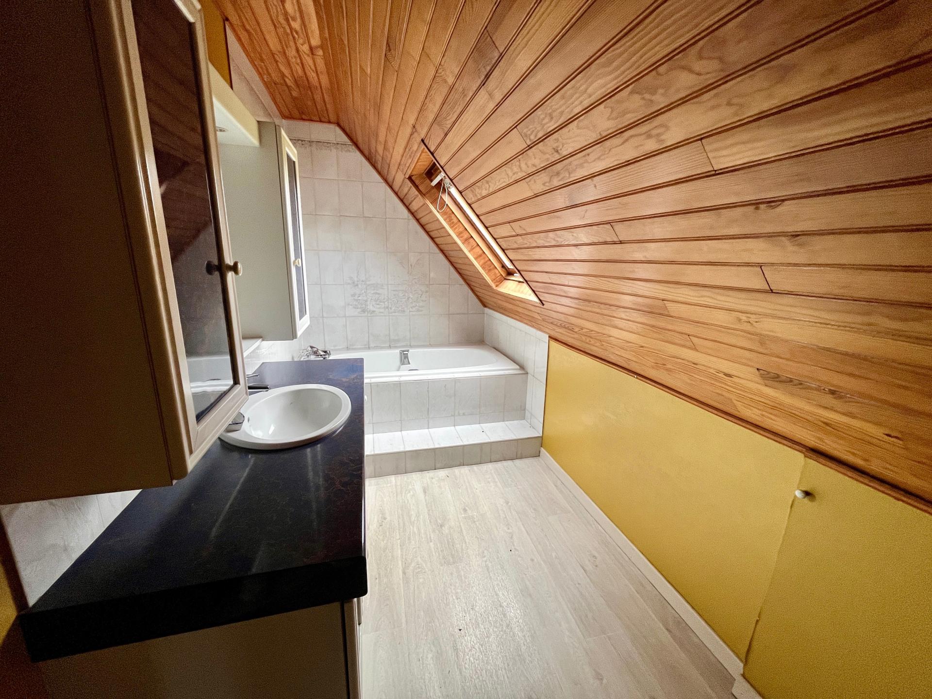 Miniature photo - 9 / 16