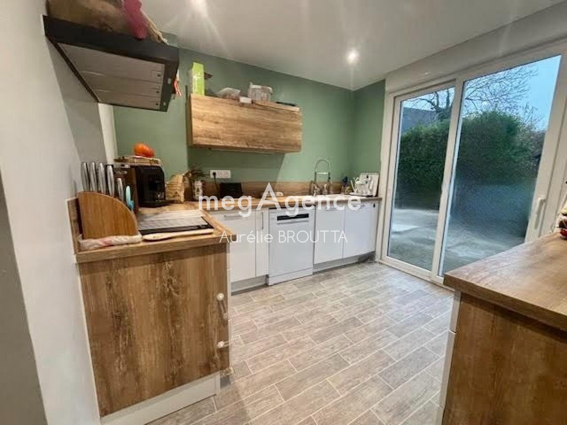 Miniature photo - 2 / 14