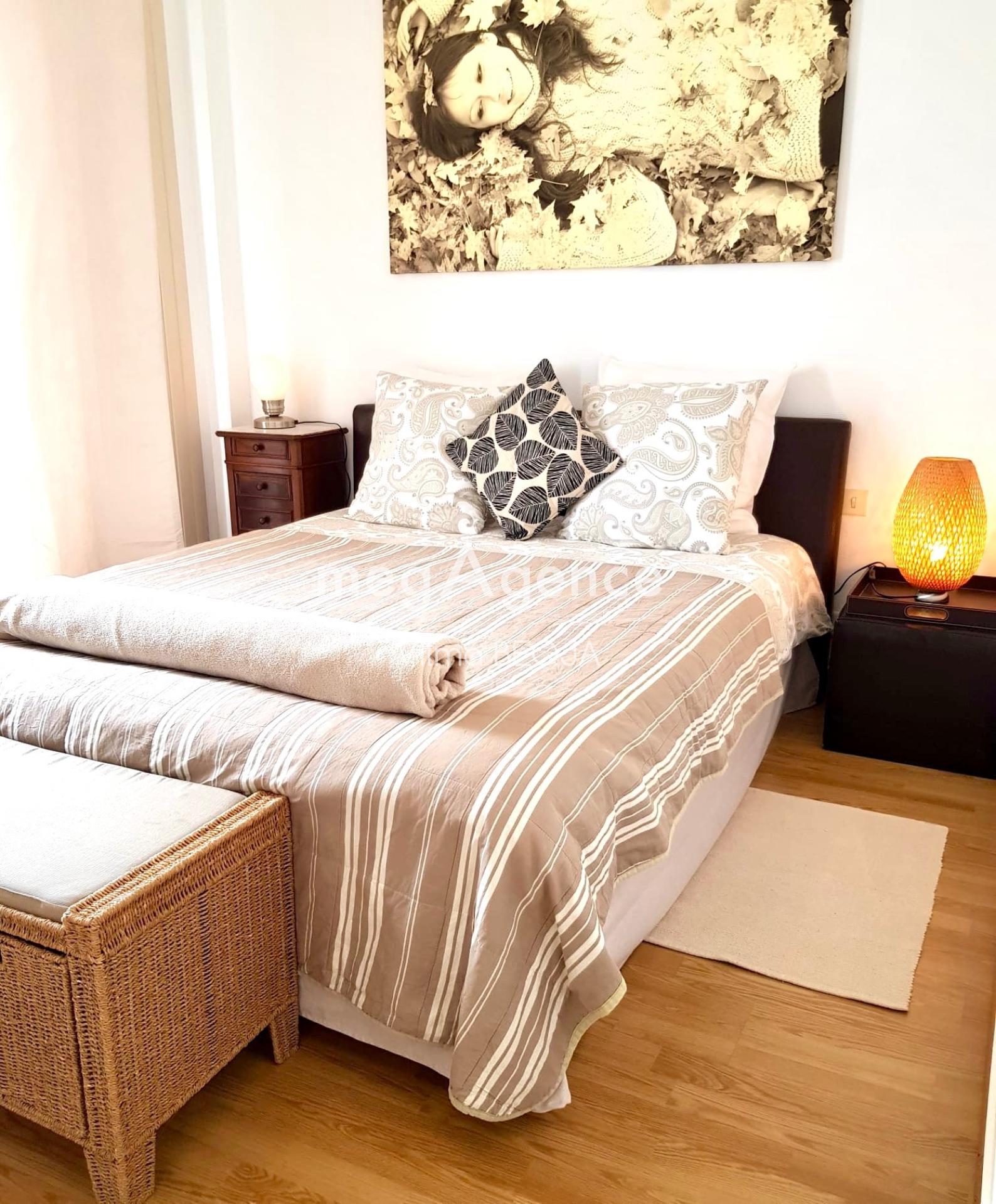 Miniature photo - 3 / 8