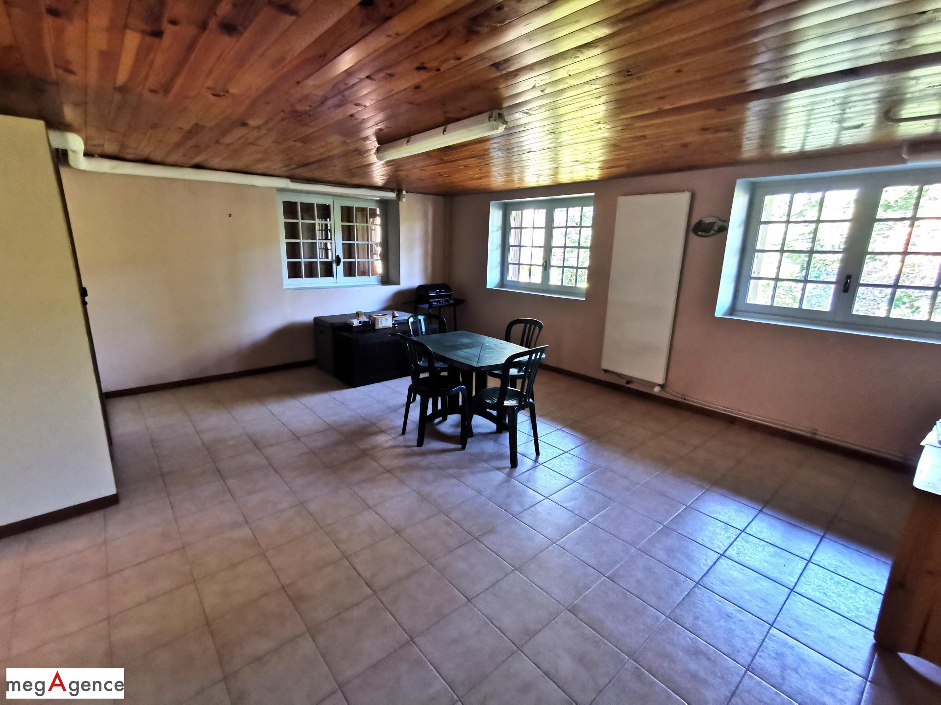 Miniature photo - 12 / 16