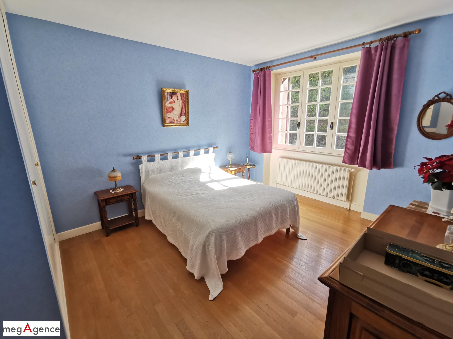 Miniature photo - 8 / 16