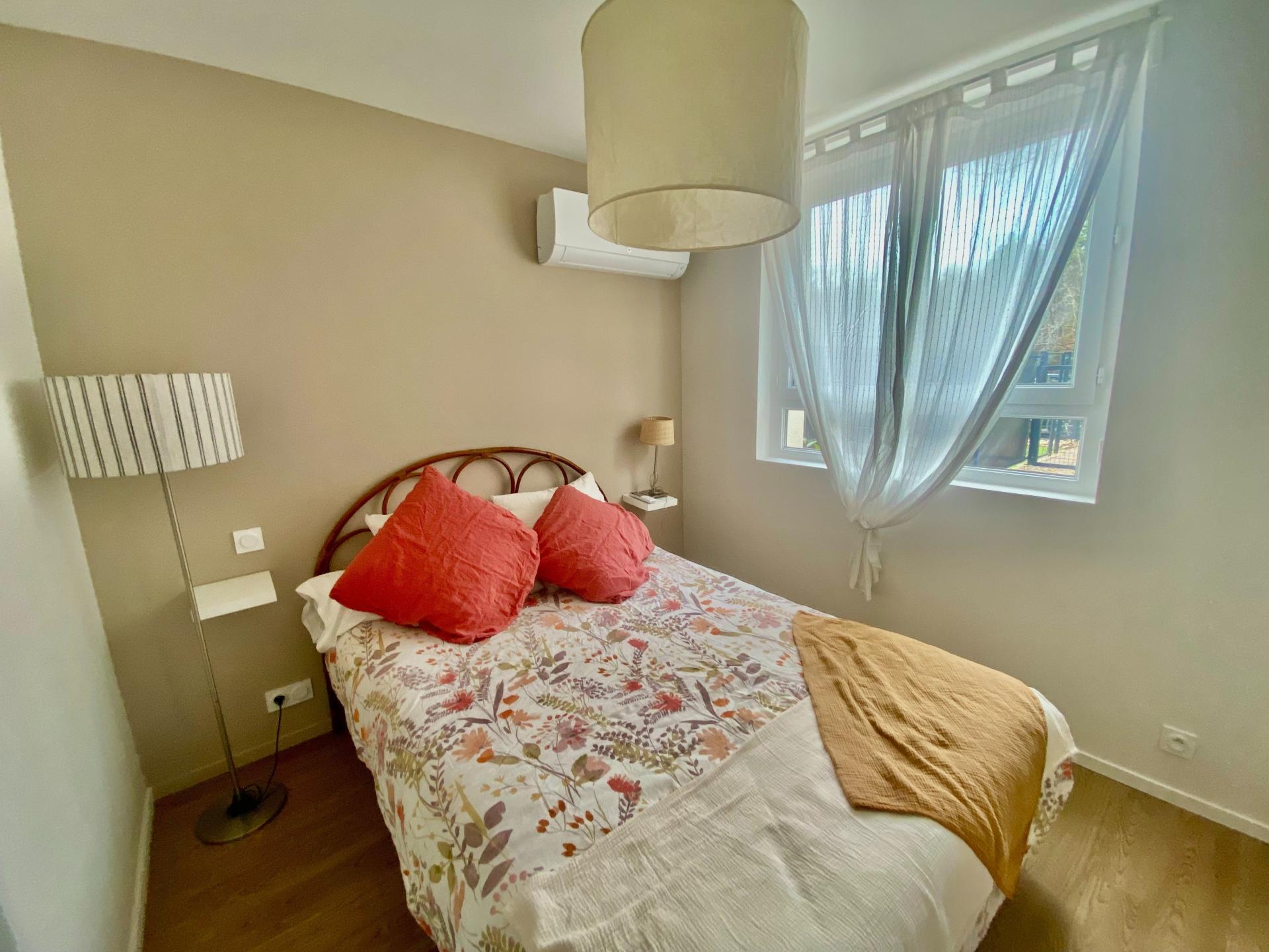 Miniature photo - 9 / 14