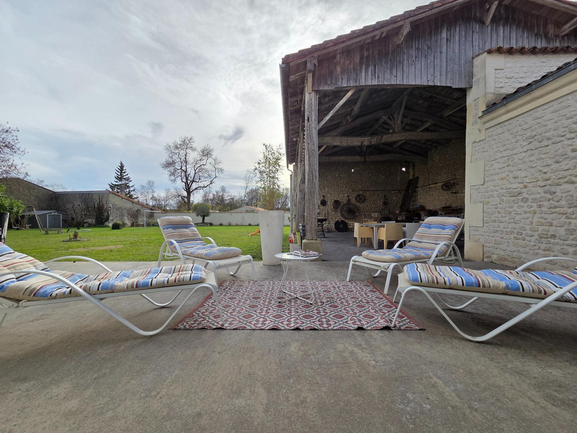 Miniature photo - 5 / 20