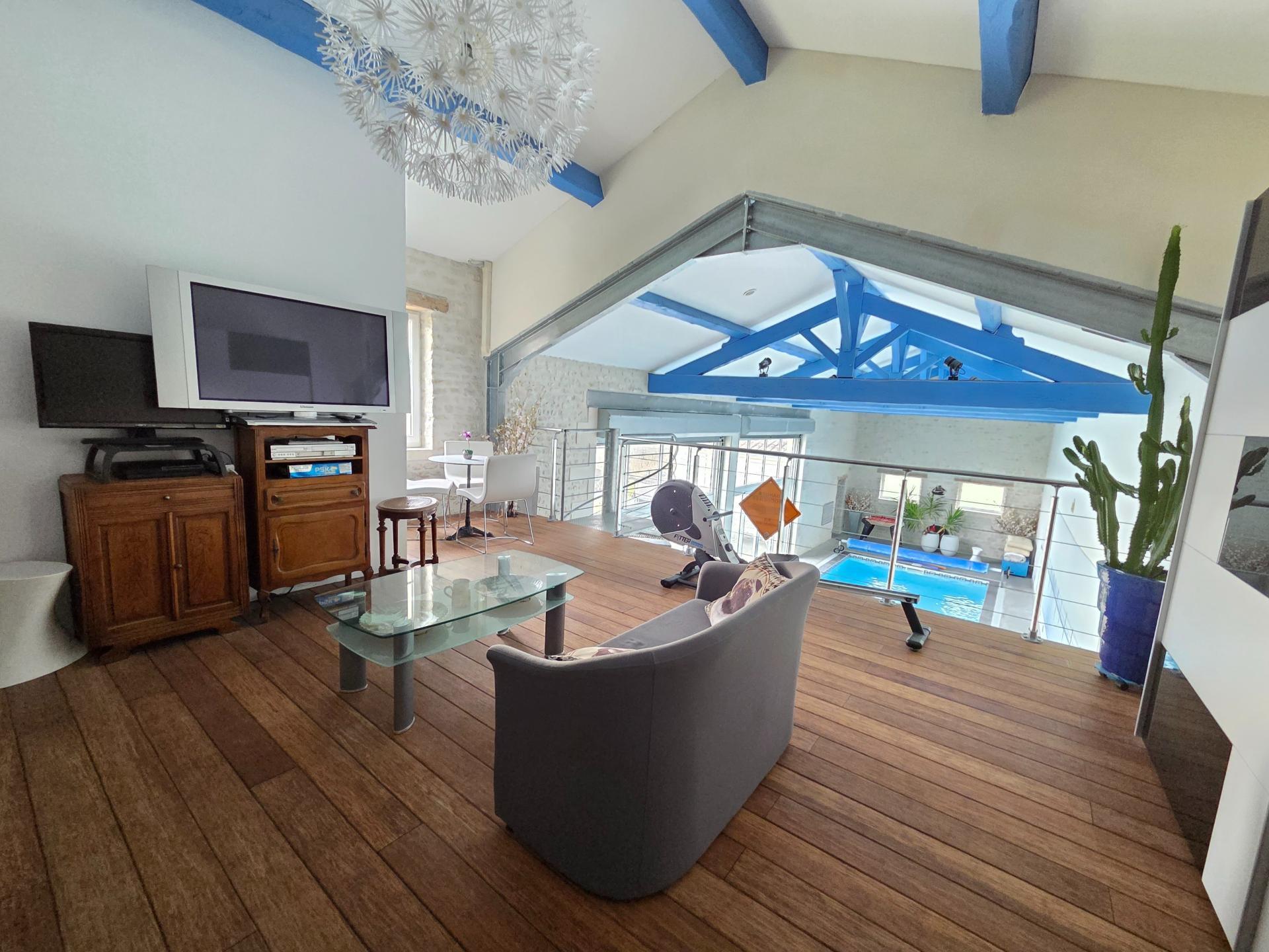 Miniature photo - 11 / 20