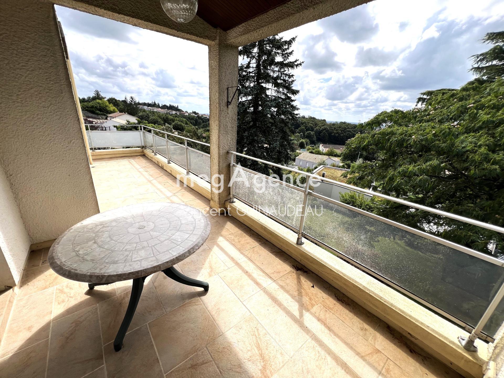 Miniature photo - 13 / 17