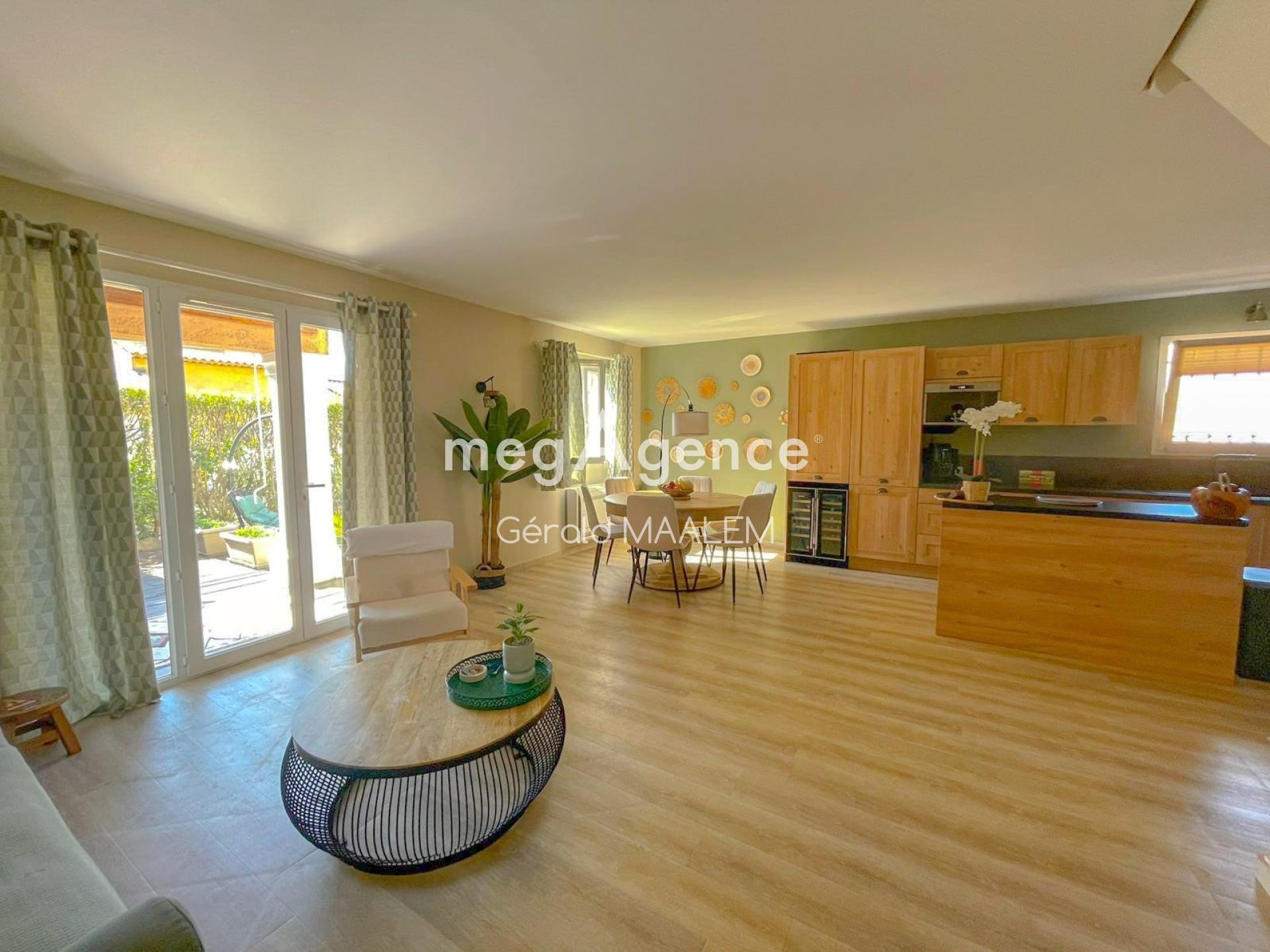 Miniature photo - 3 / 17