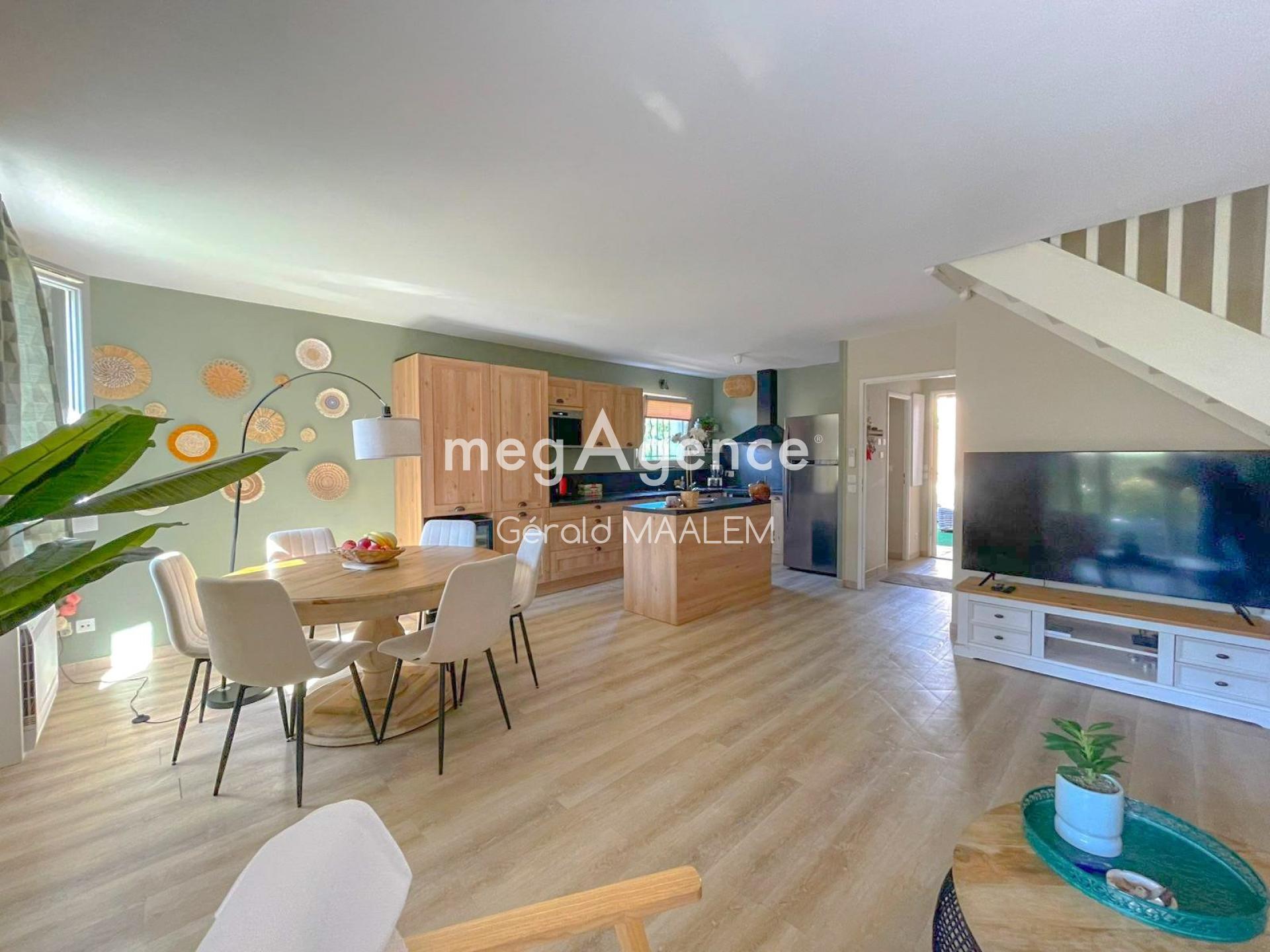 Miniature photo - 2 / 17