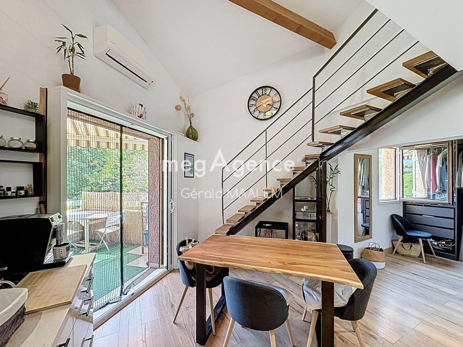 Miniature photo - 2 / 9