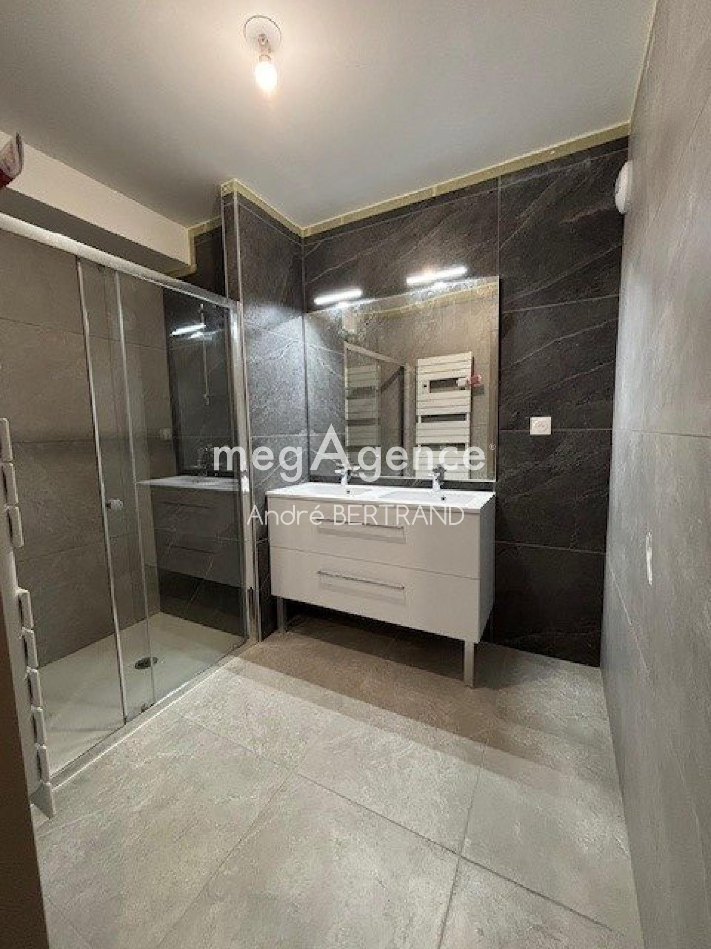 Miniature photo - 4 / 4