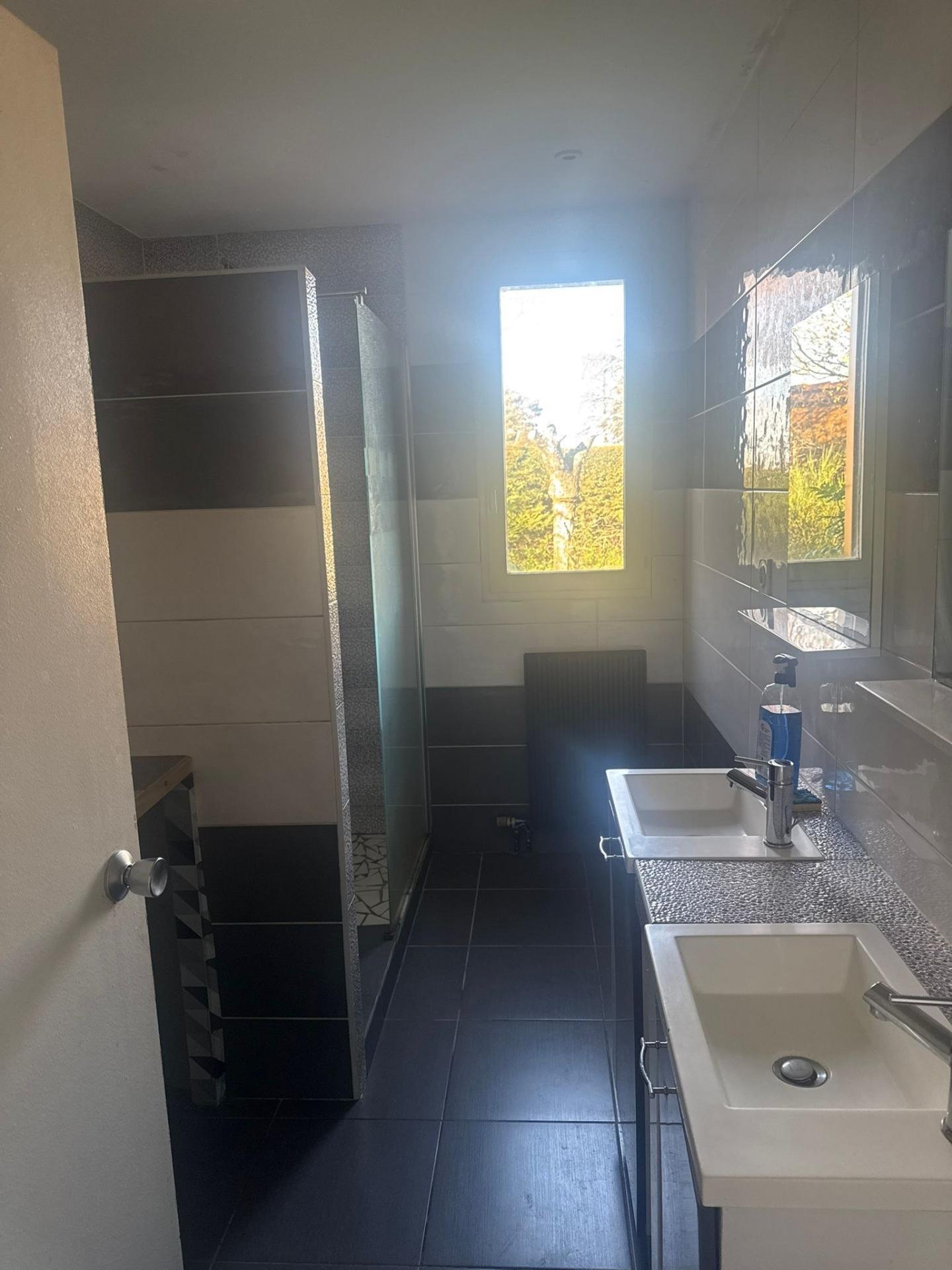 Miniature photo - 8 / 10