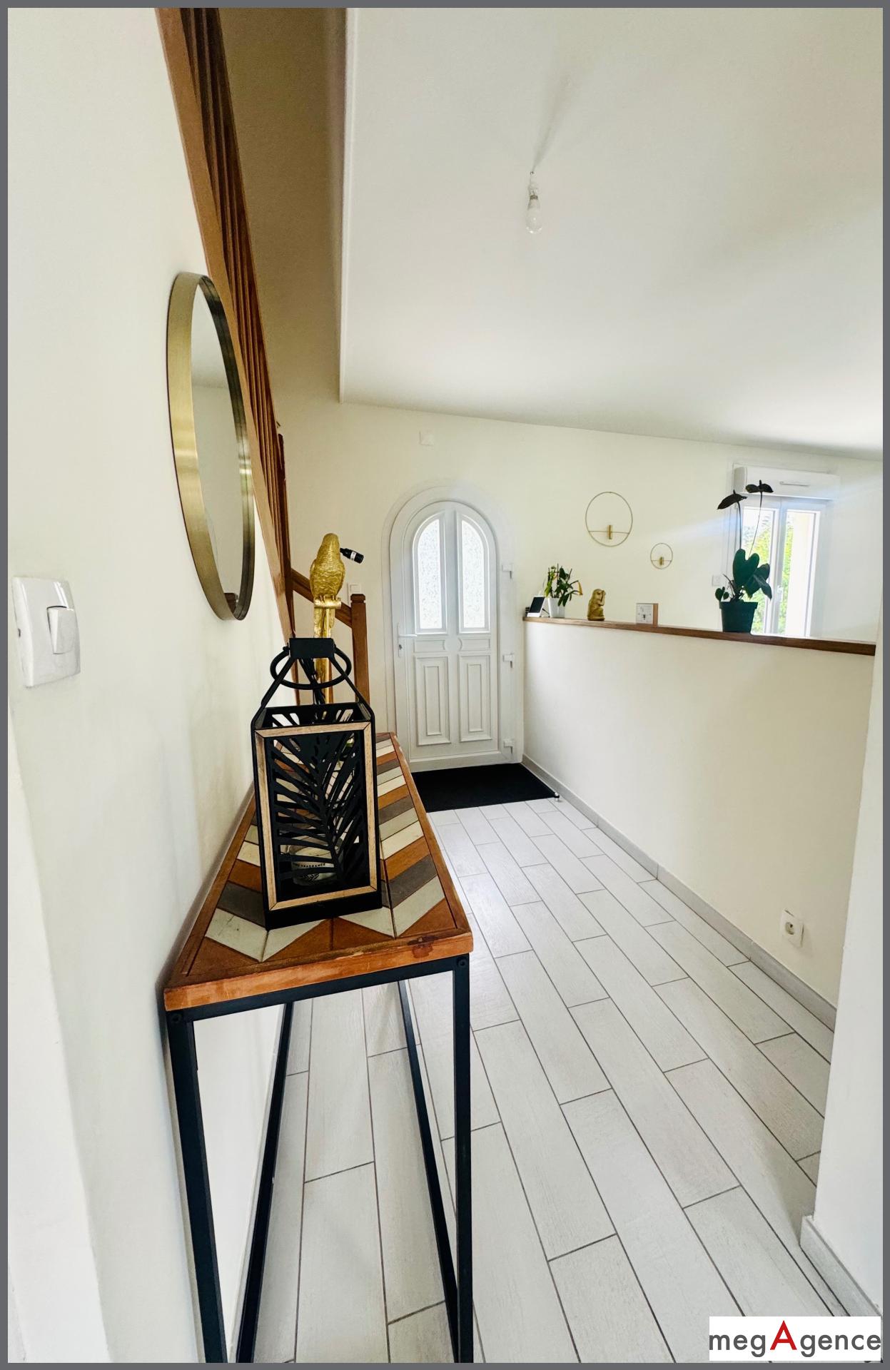 Miniature photo - 2 / 10