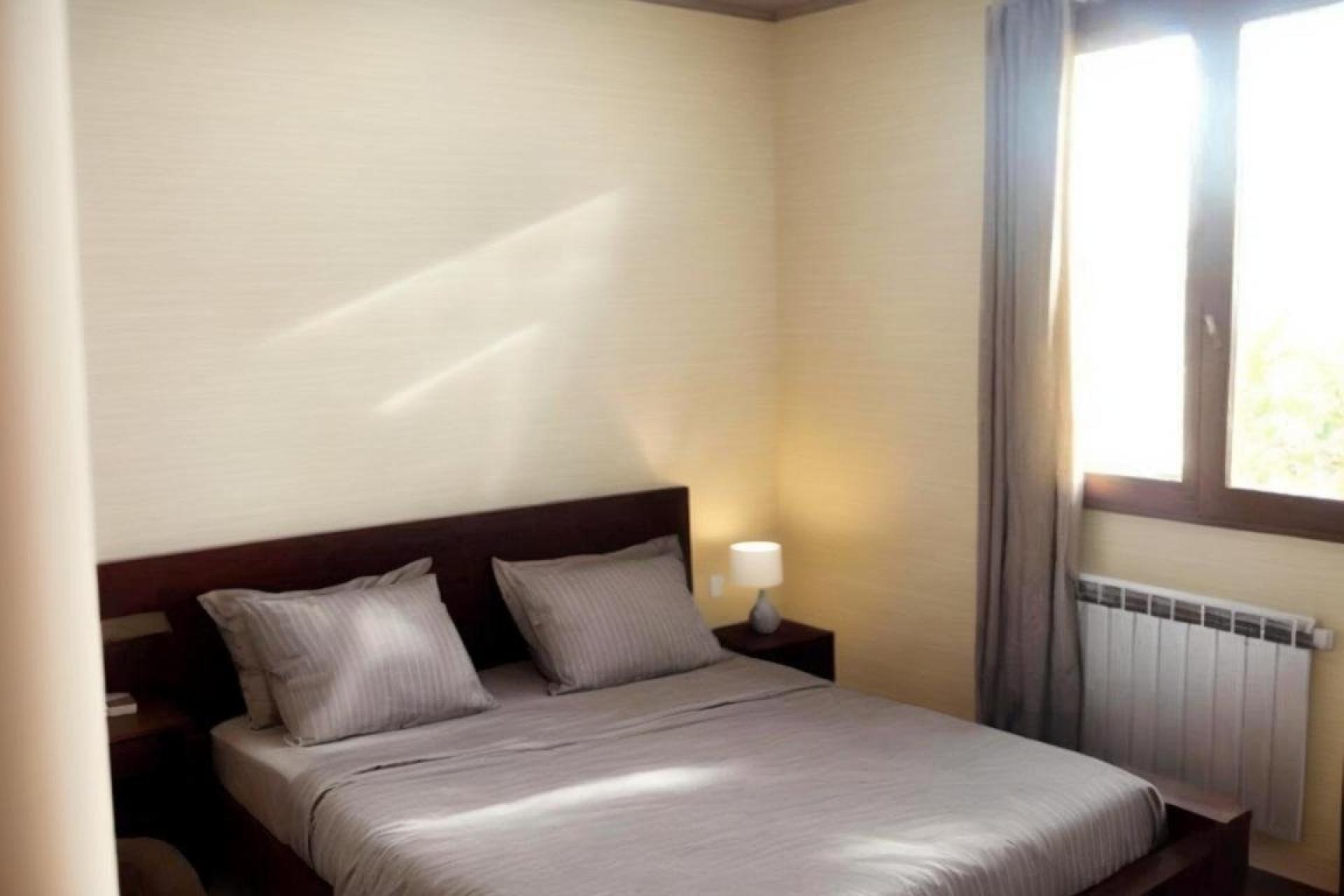 Miniature photo - 2 / 8