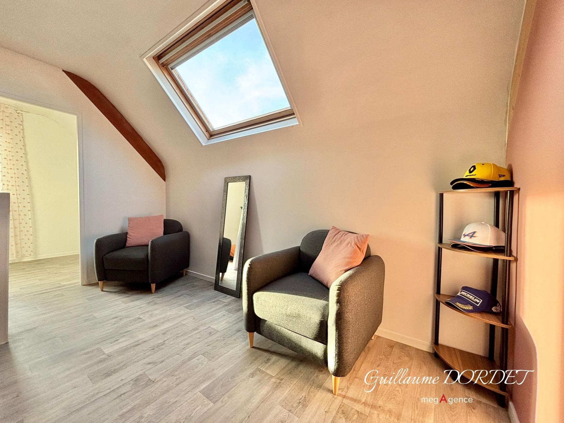 Miniature photo - 12 / 16