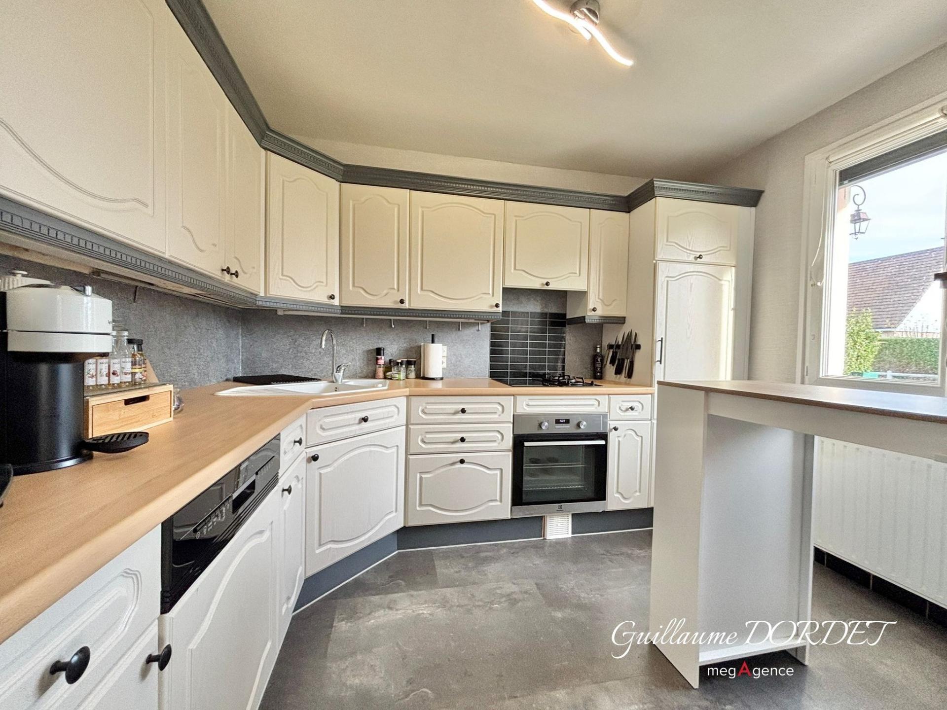 Miniature photo - 8 / 16