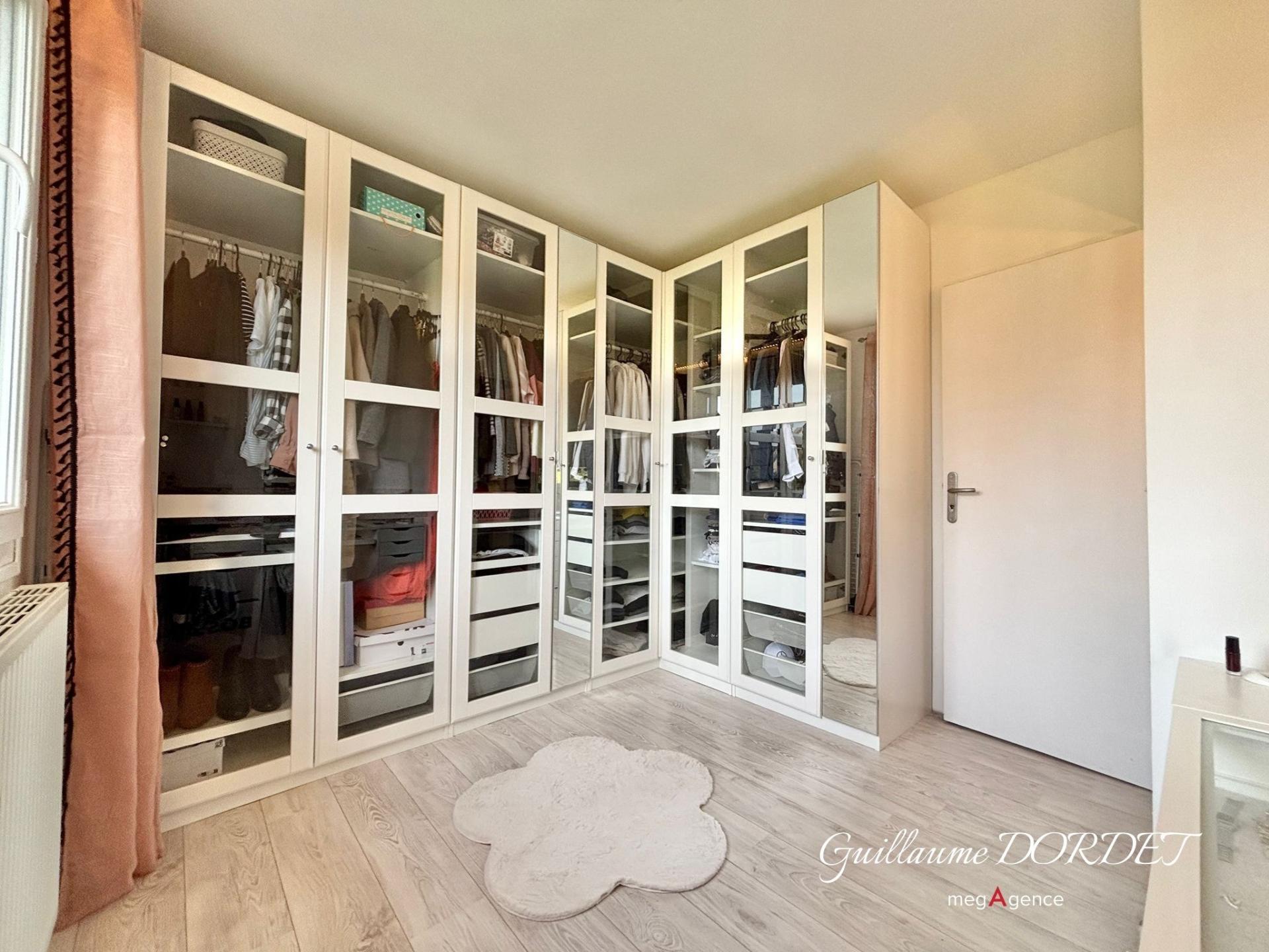 Miniature photo - 10 / 16