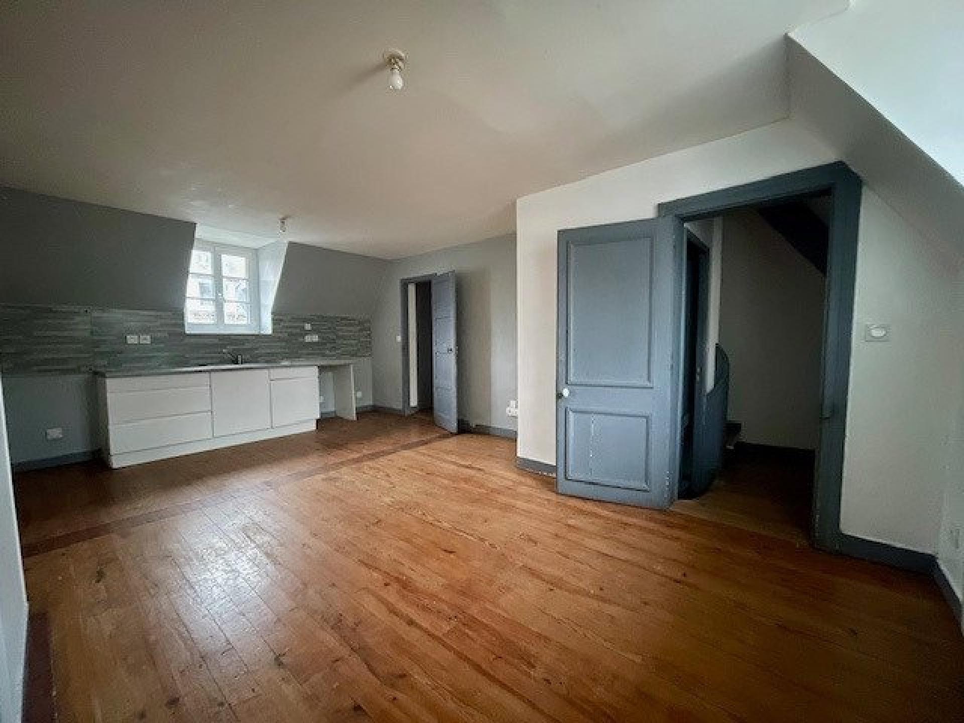 Miniature photo - 2 / 12