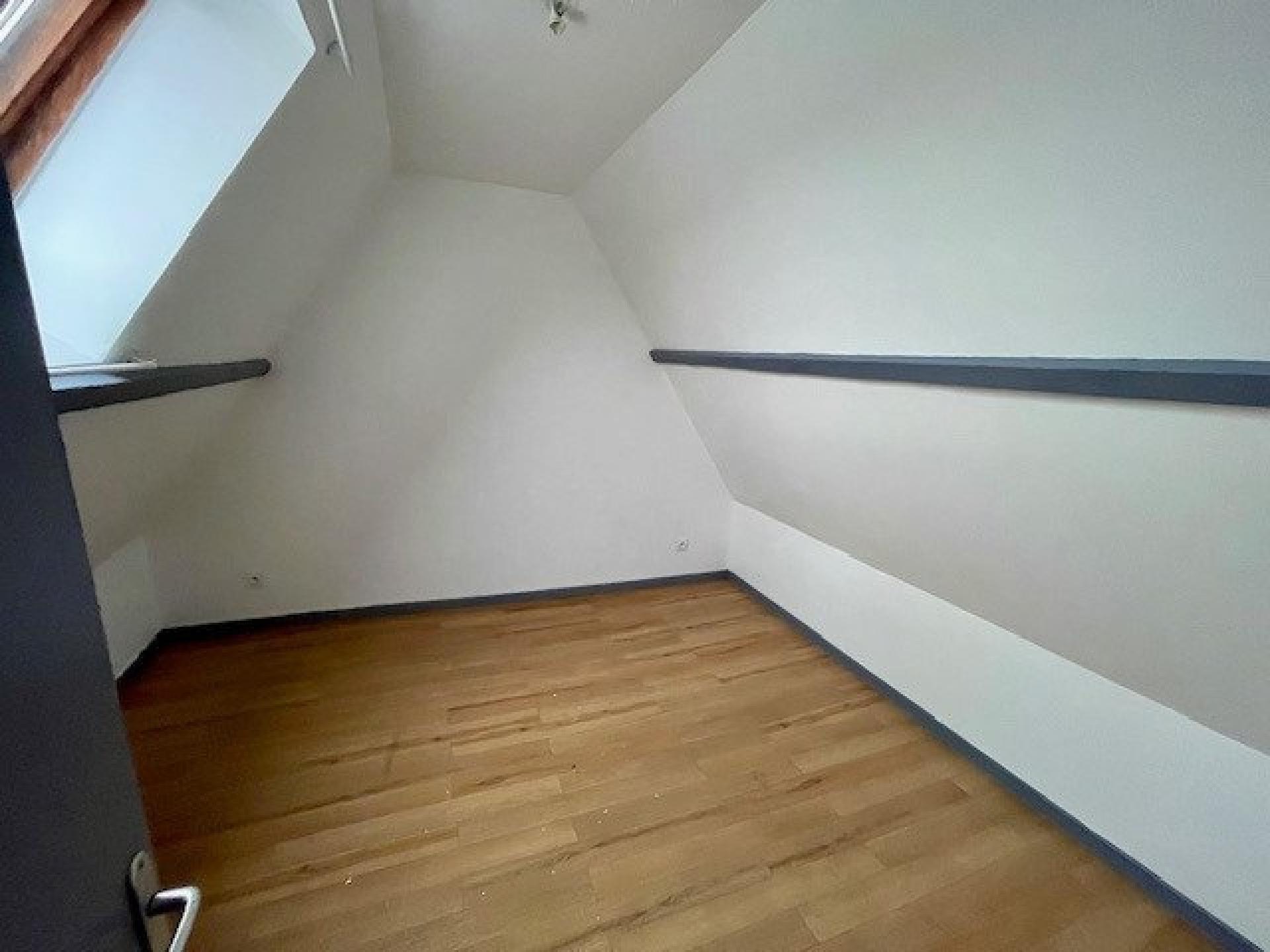 Miniature photo - 7 / 12