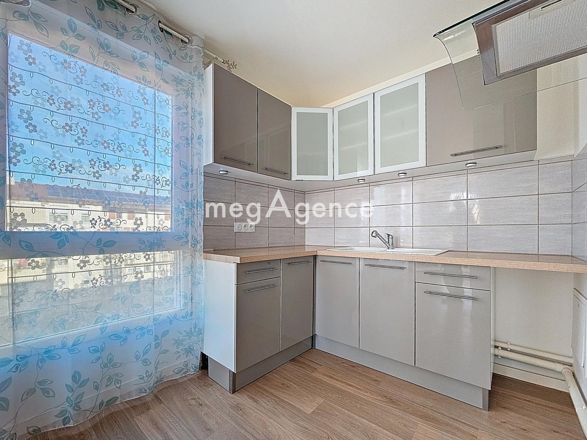 Miniature photo - 4 / 10