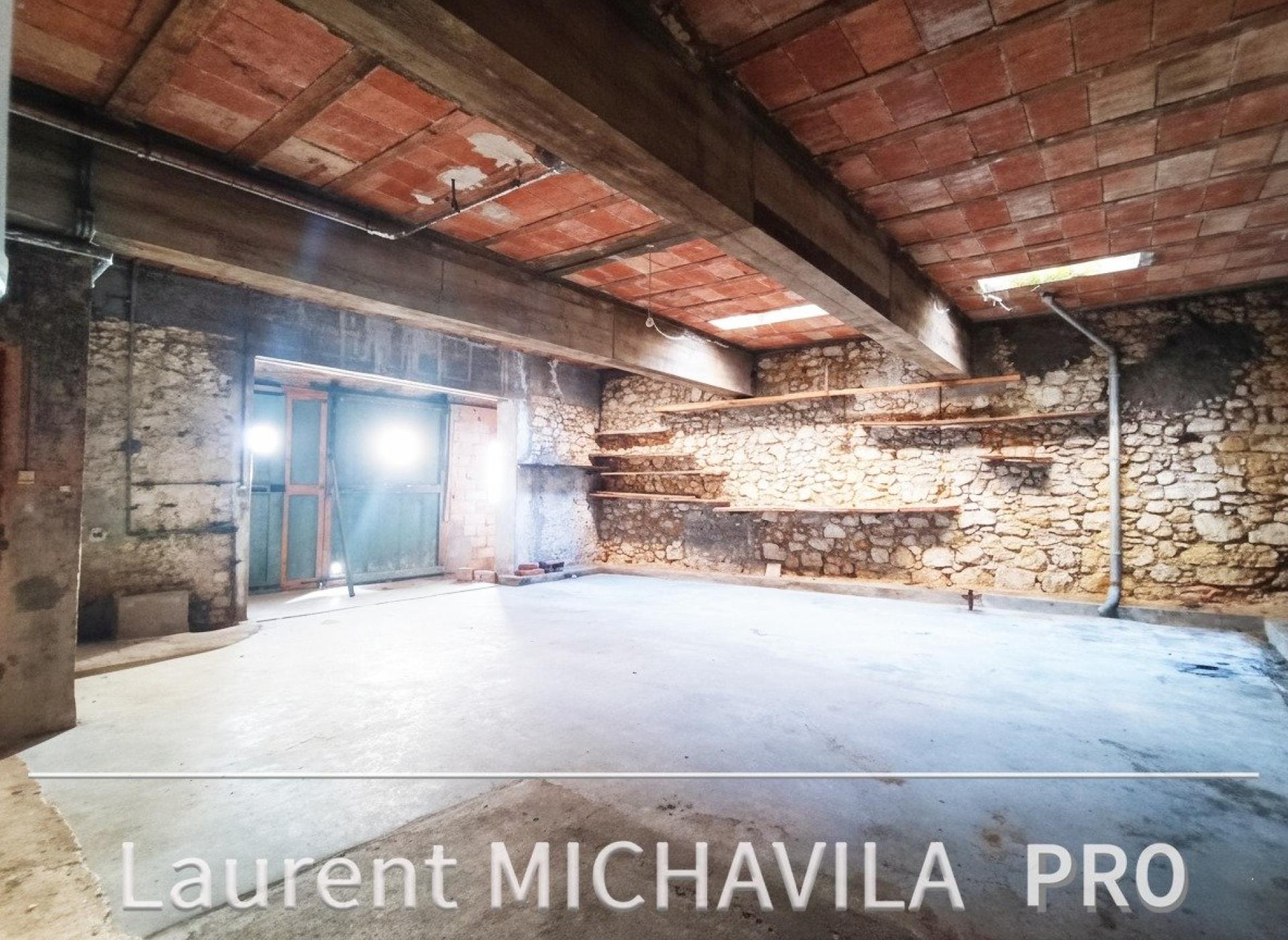 Miniature photo - 2 / 20