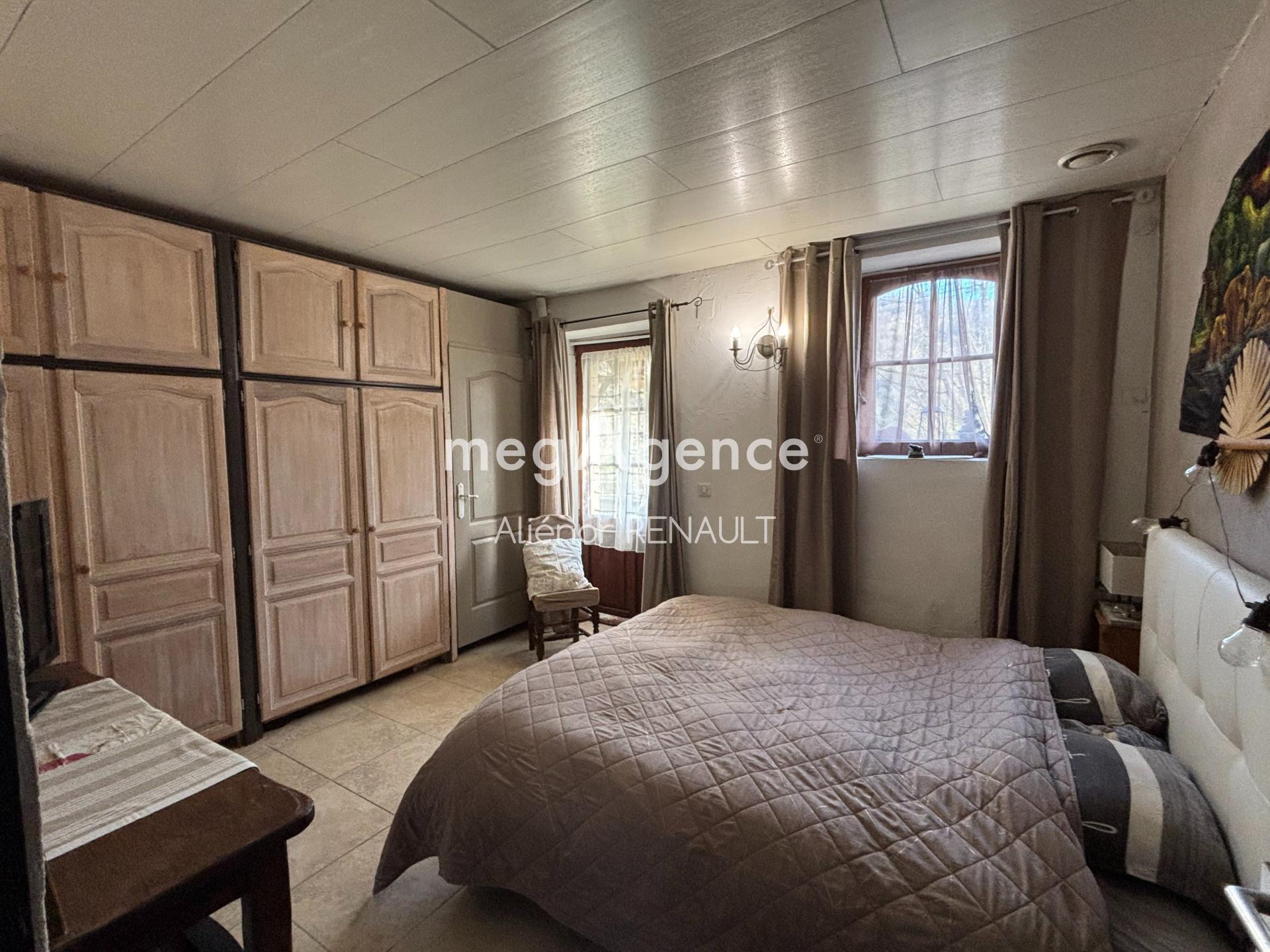 Miniature photo - 4 / 13