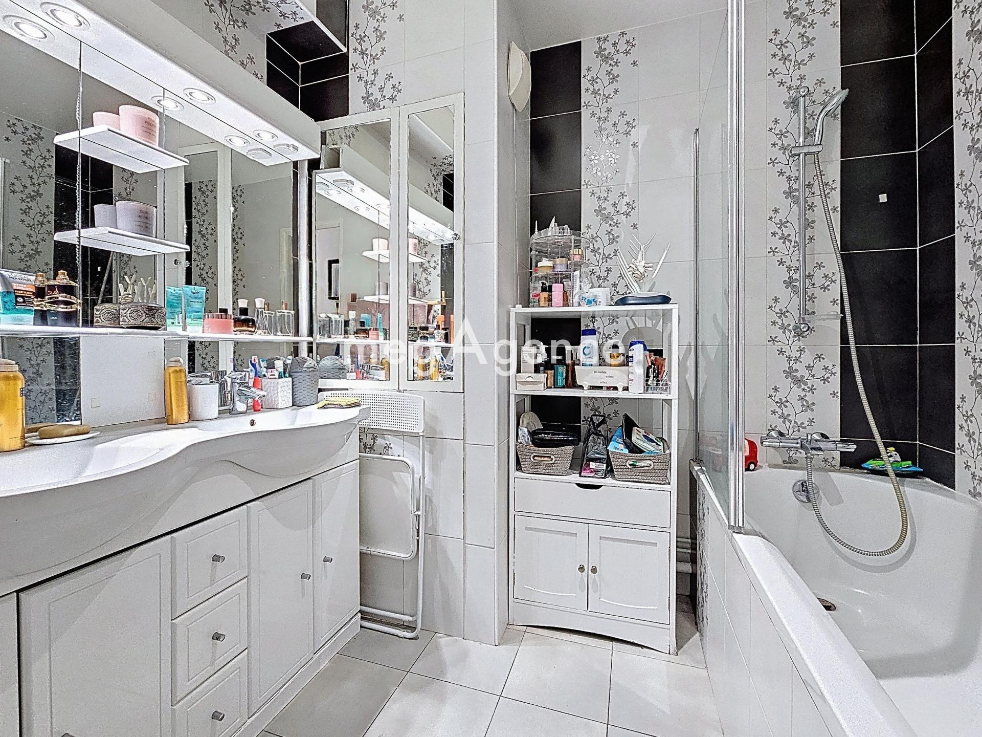 Miniature photo - 9 / 11