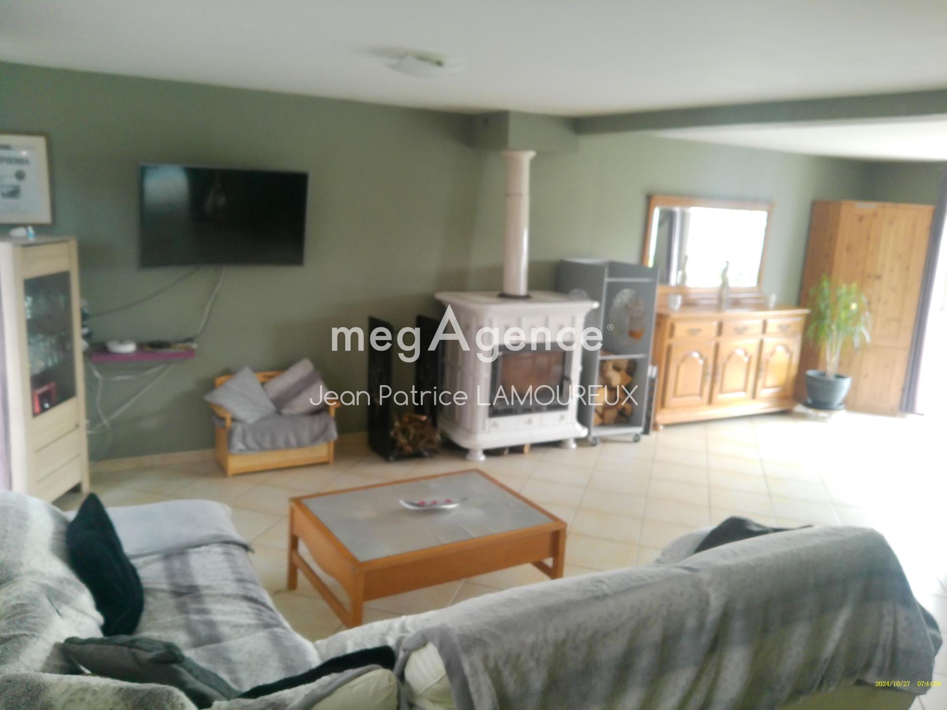 Miniature photo - 2 / 18