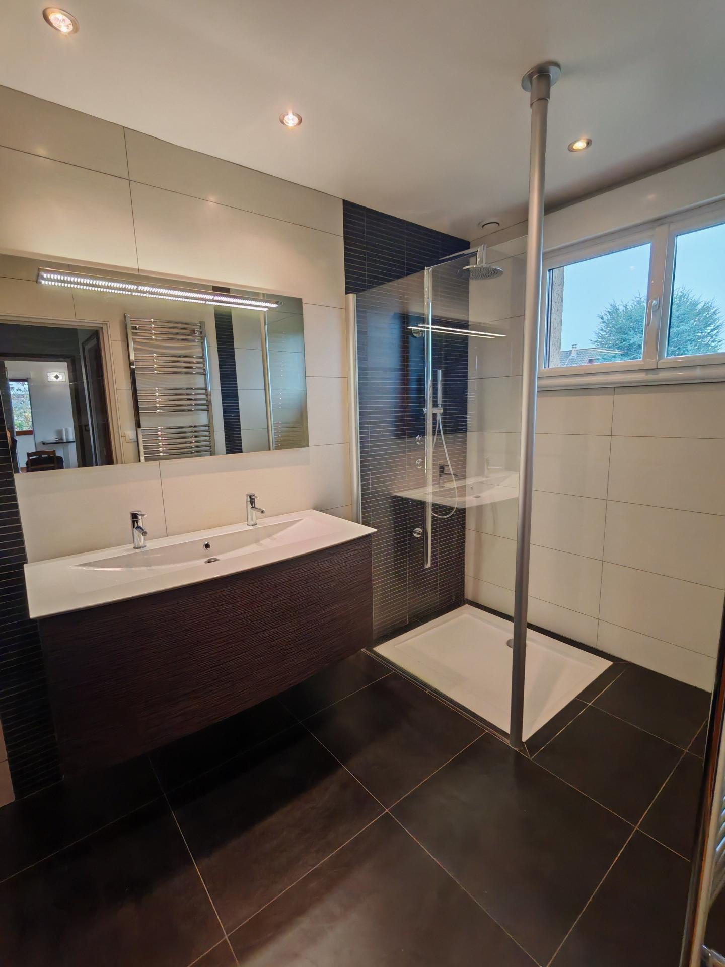 Miniature photo - 7 / 10