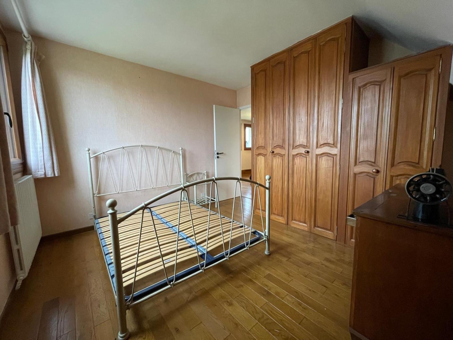 Miniature photo - 10 / 10