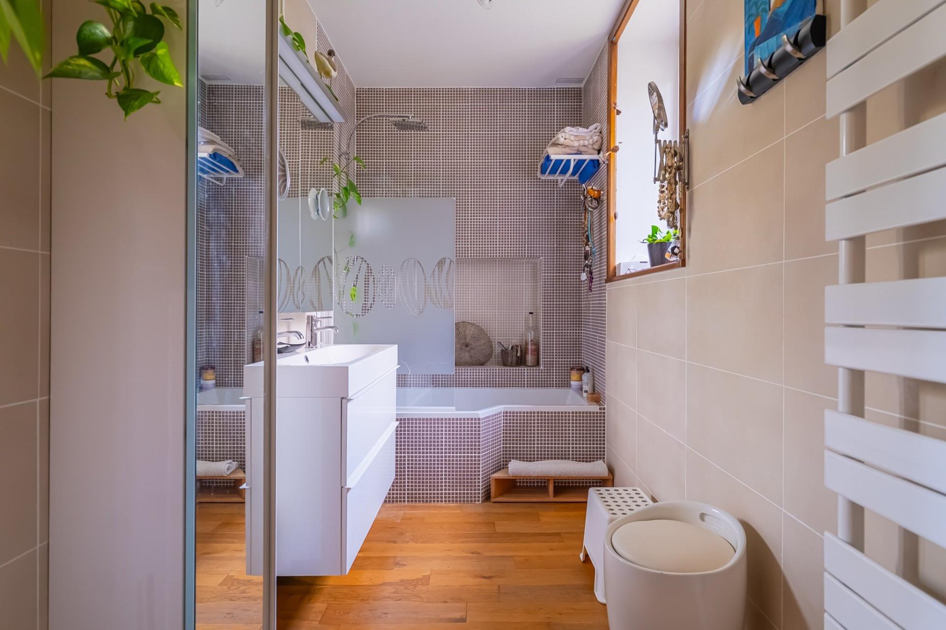 Miniature photo - 10 / 17