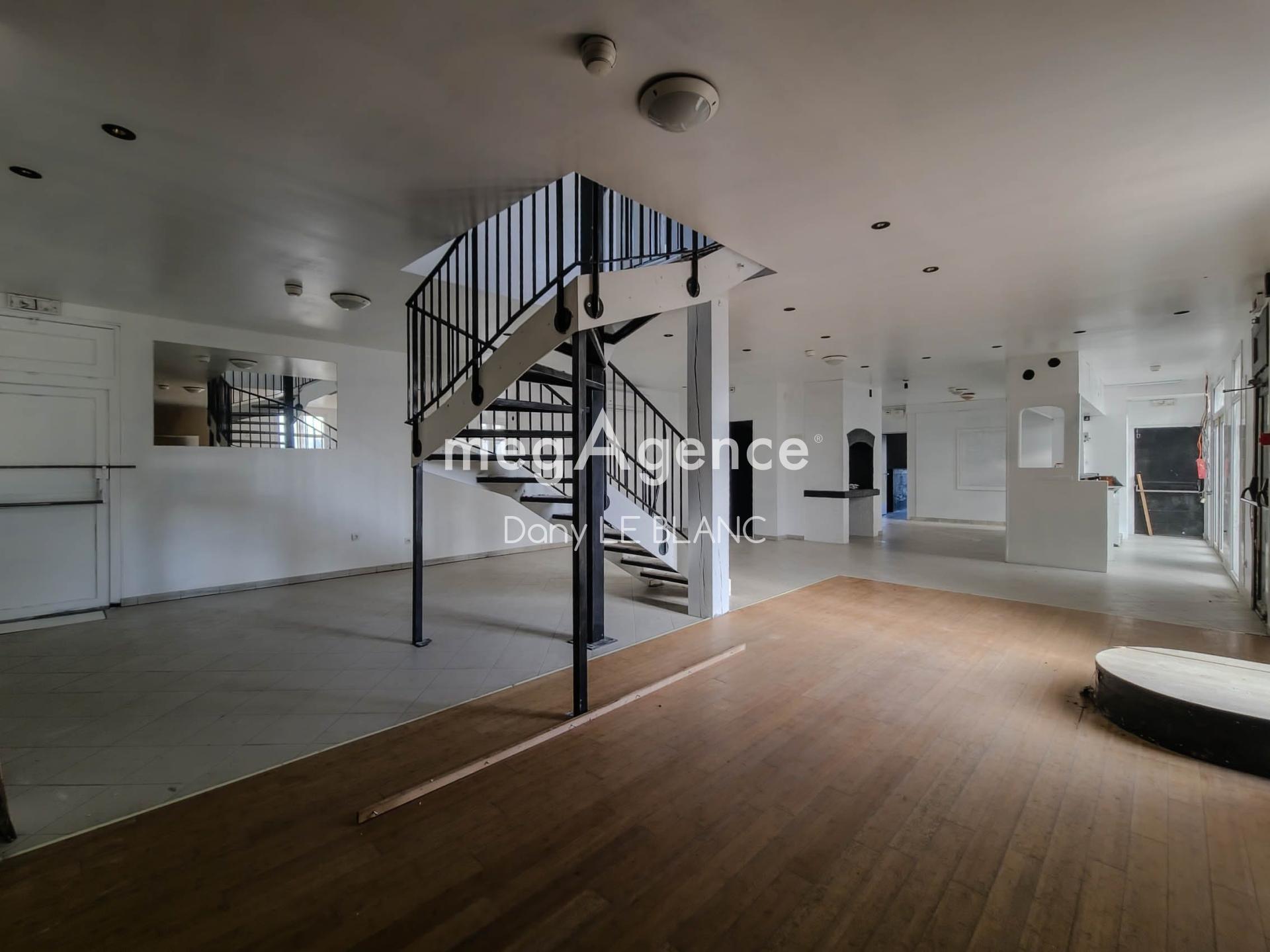 Miniature photo - 8 / 16