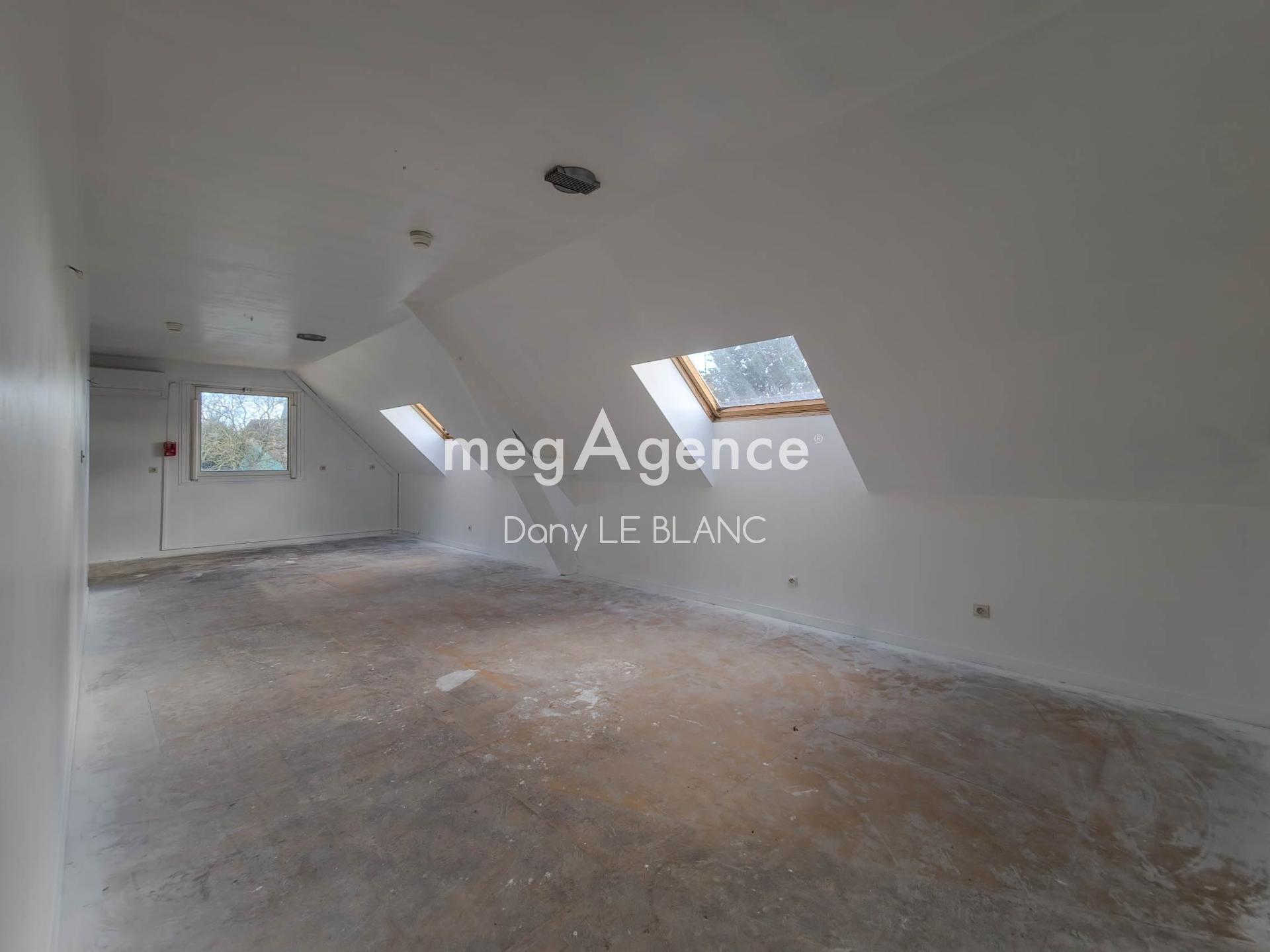 Miniature photo - 9 / 16