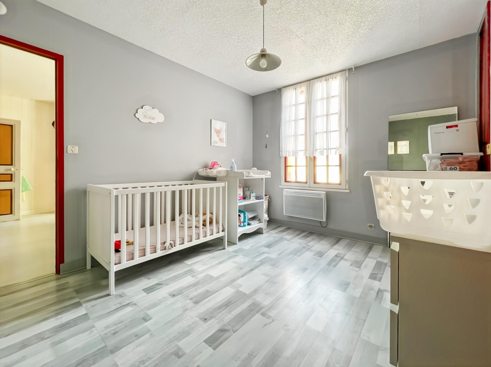 Miniature photo - 2 / 7