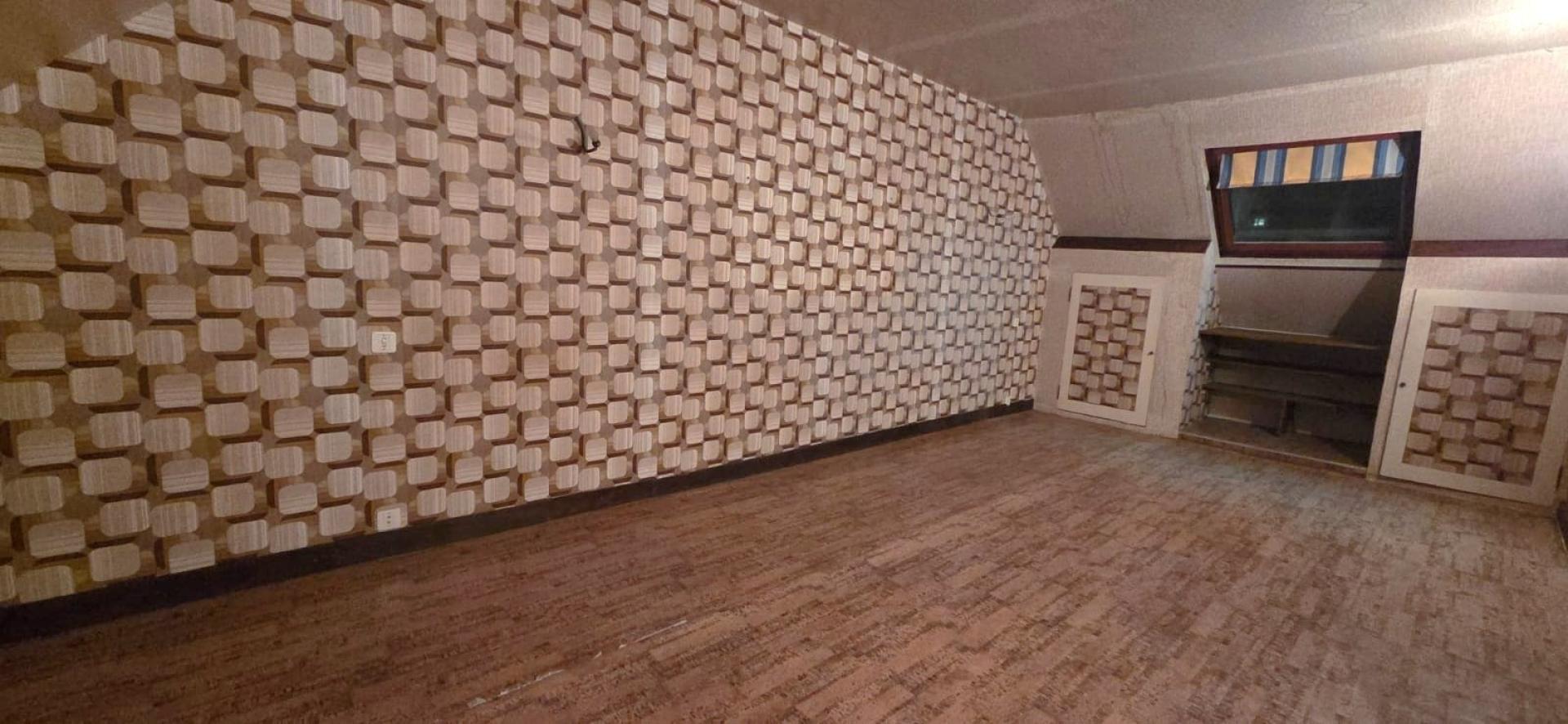 Miniature photo - 15 / 16