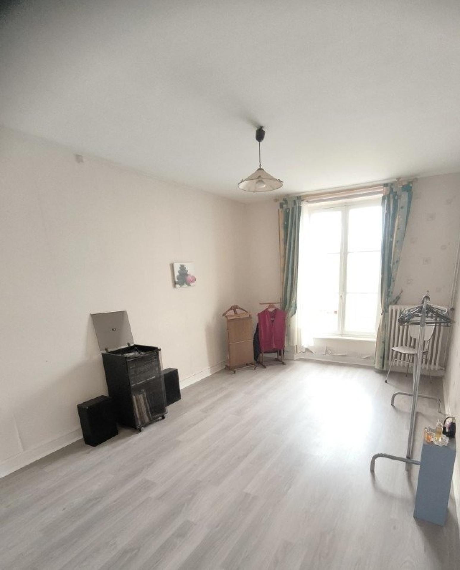 Miniature photo - 11 / 16