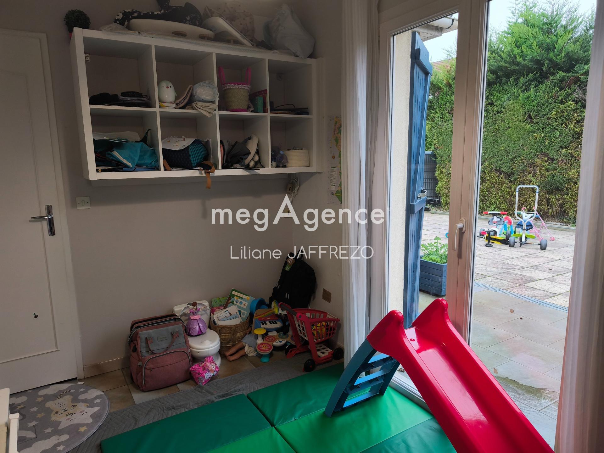 Miniature photo - 8 / 10