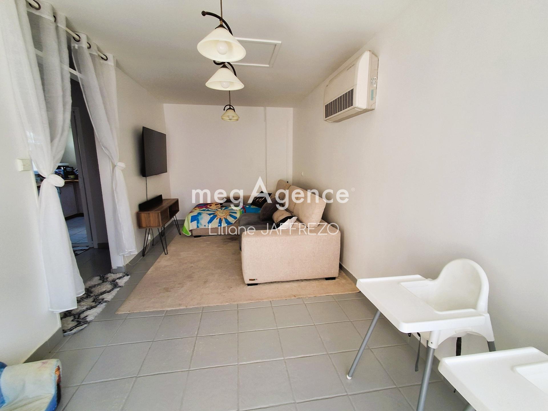 Miniature photo - 5 / 10