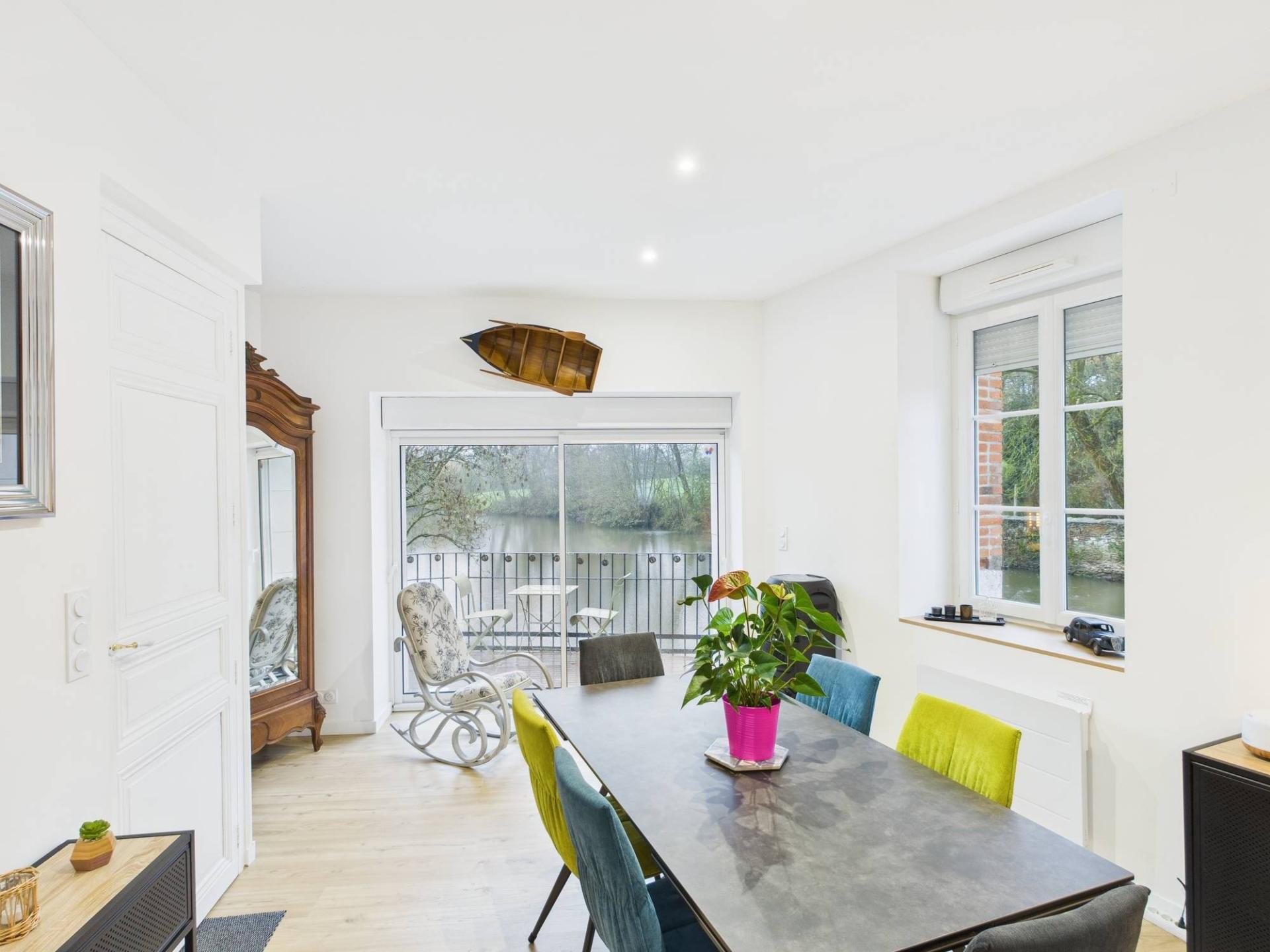 Miniature photo - 2 / 8