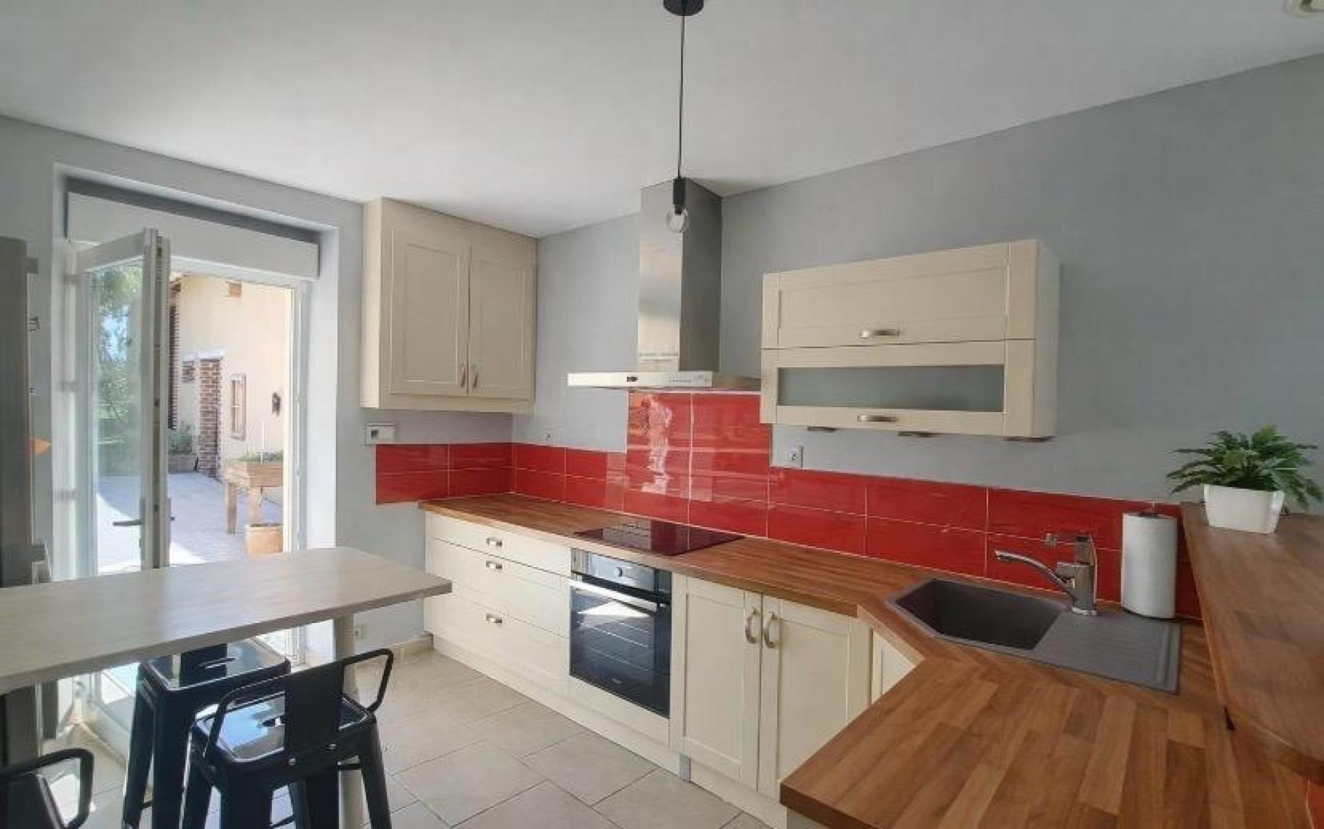 Miniature photo - 2 / 10