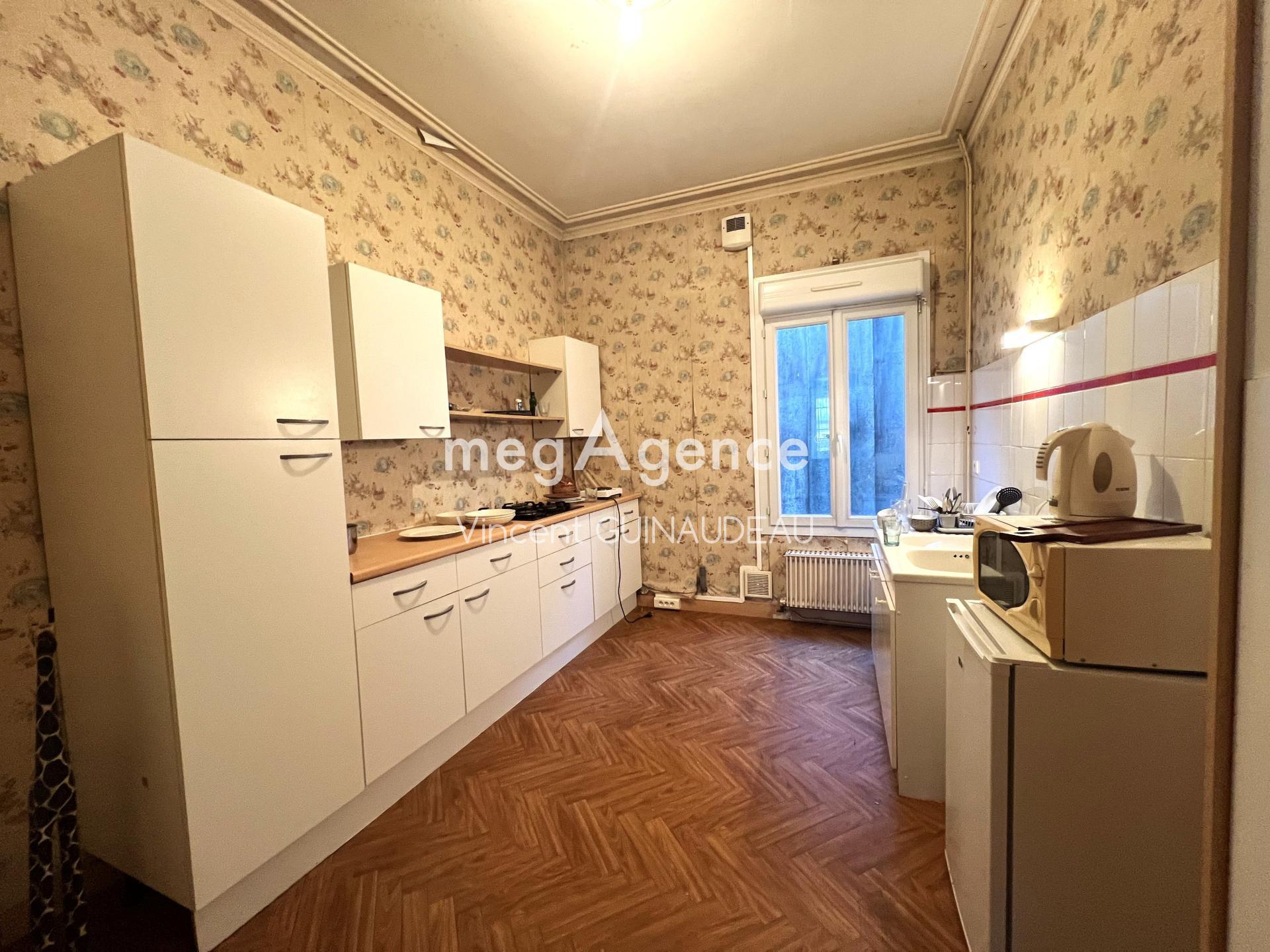 Miniature photo - 2 / 10