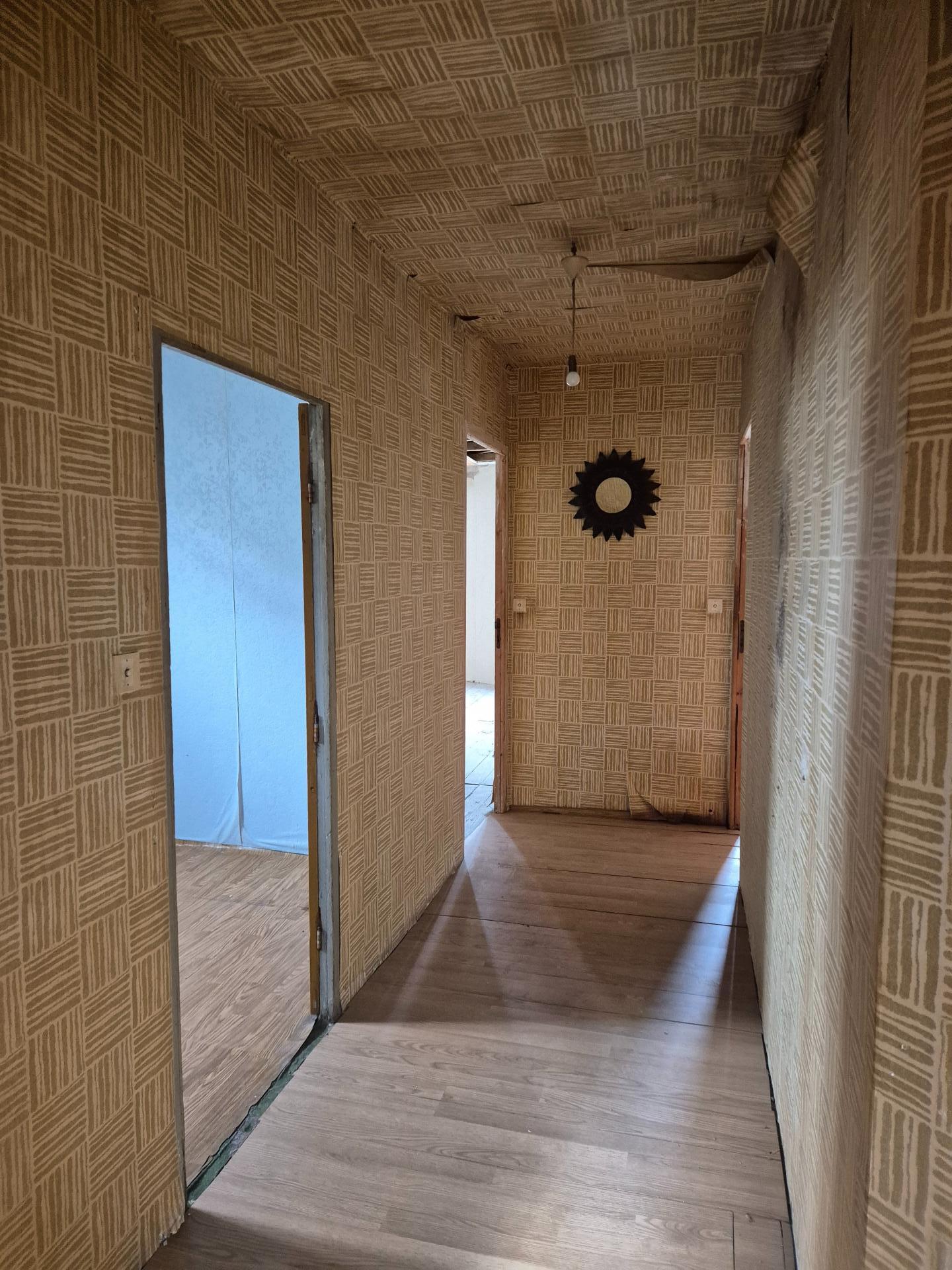 Miniature photo - 15 / 16