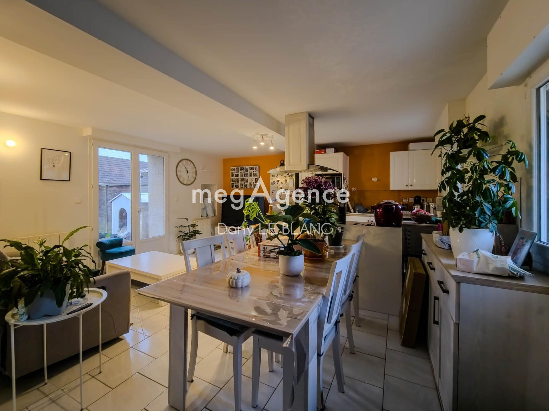 Miniature photo - 8 / 16