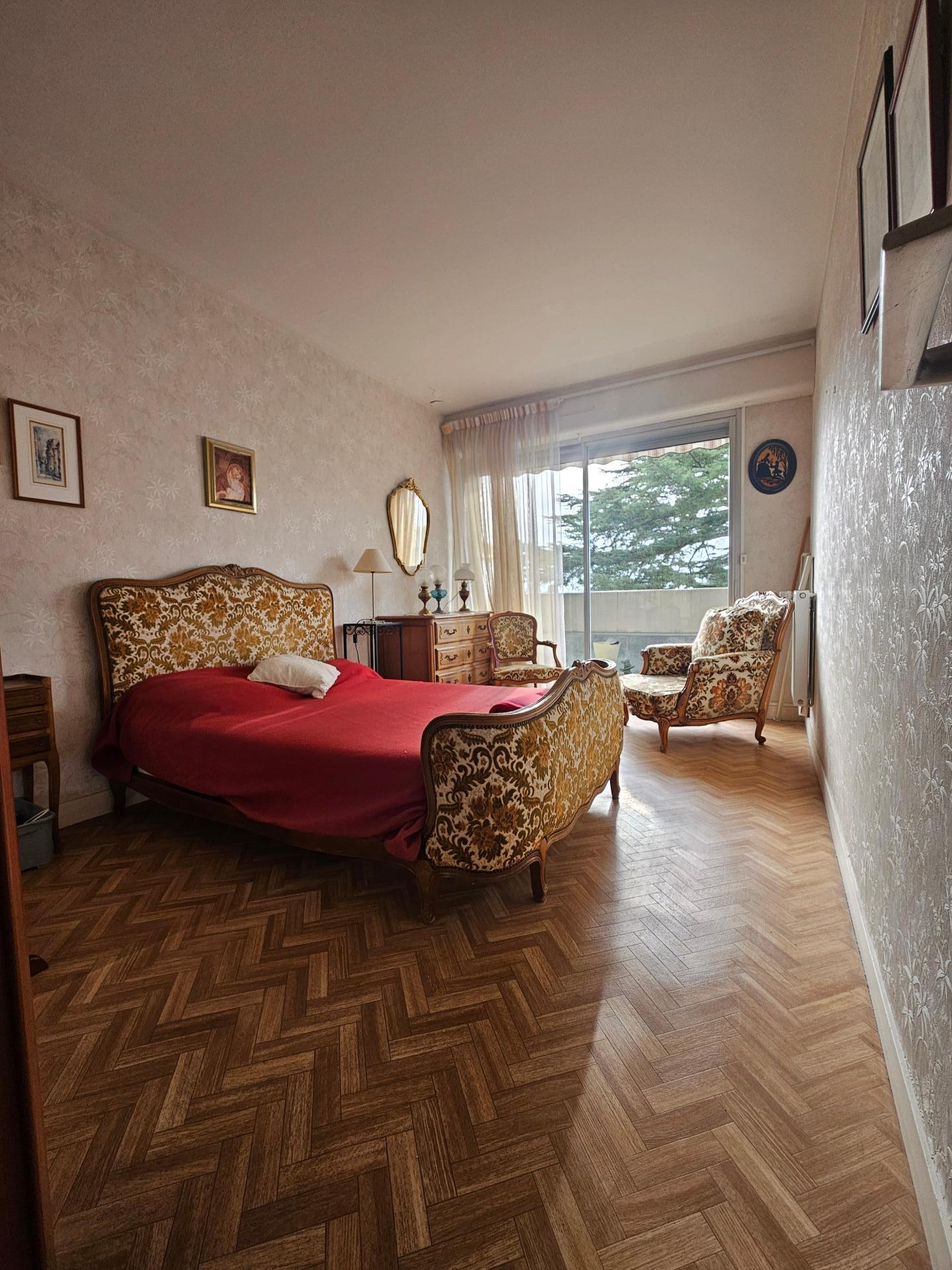 Miniature photo - 6 / 8