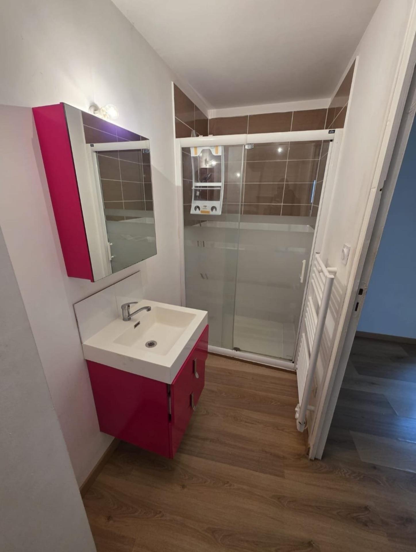 Miniature photo - 8 / 19