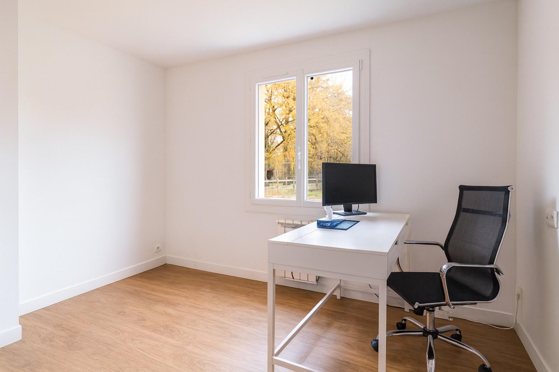 Miniature photo - 12 / 19