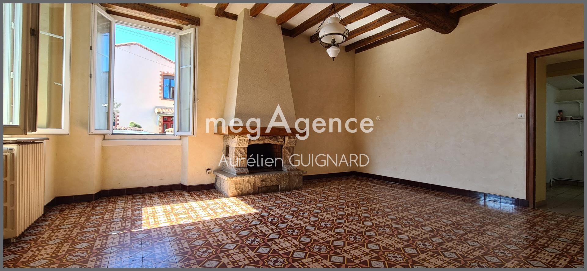 Miniature photo - 2 / 19