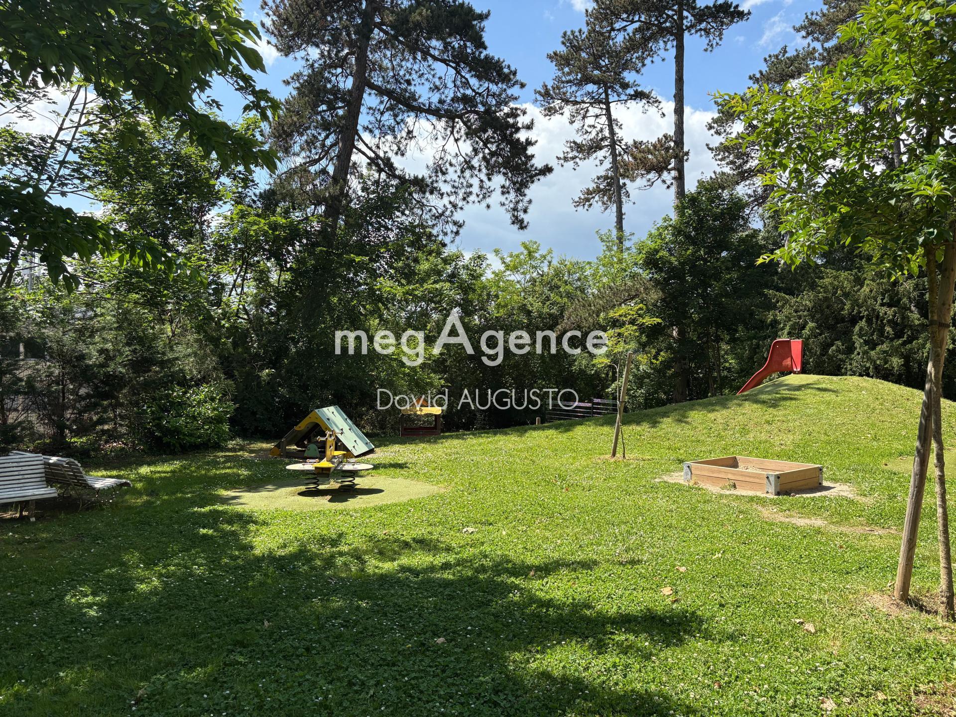 Miniature photo - 10 / 11