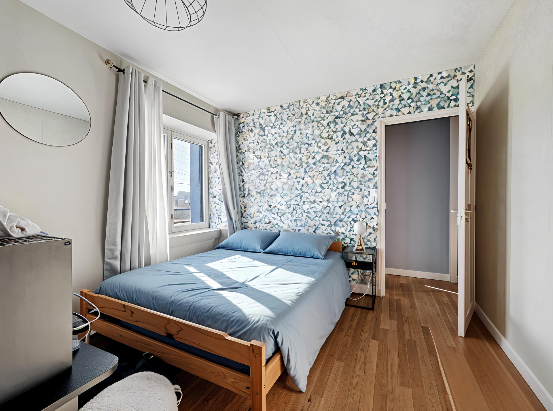 Miniature photo - 10 / 17