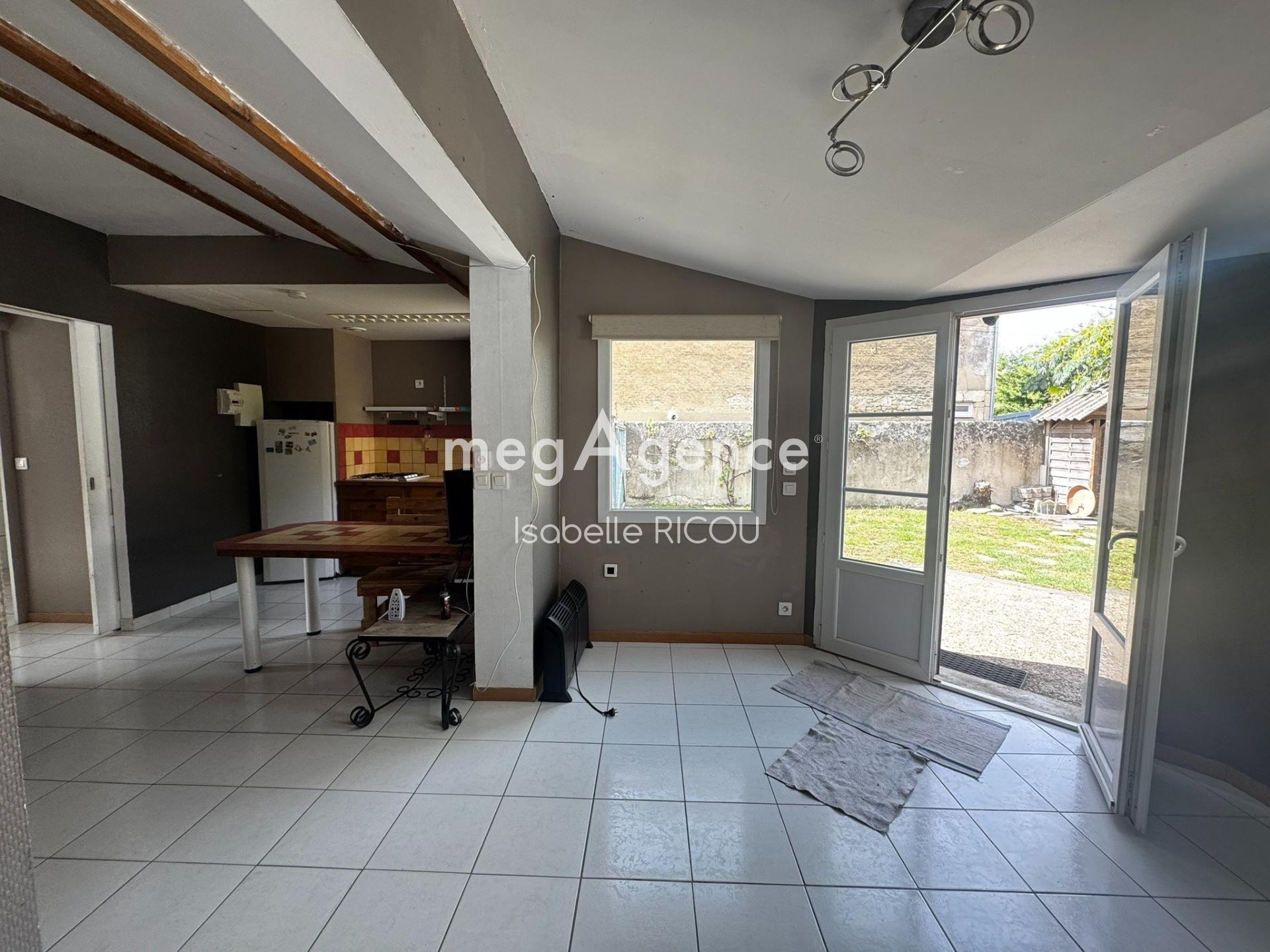 Miniature photo - 12 / 16