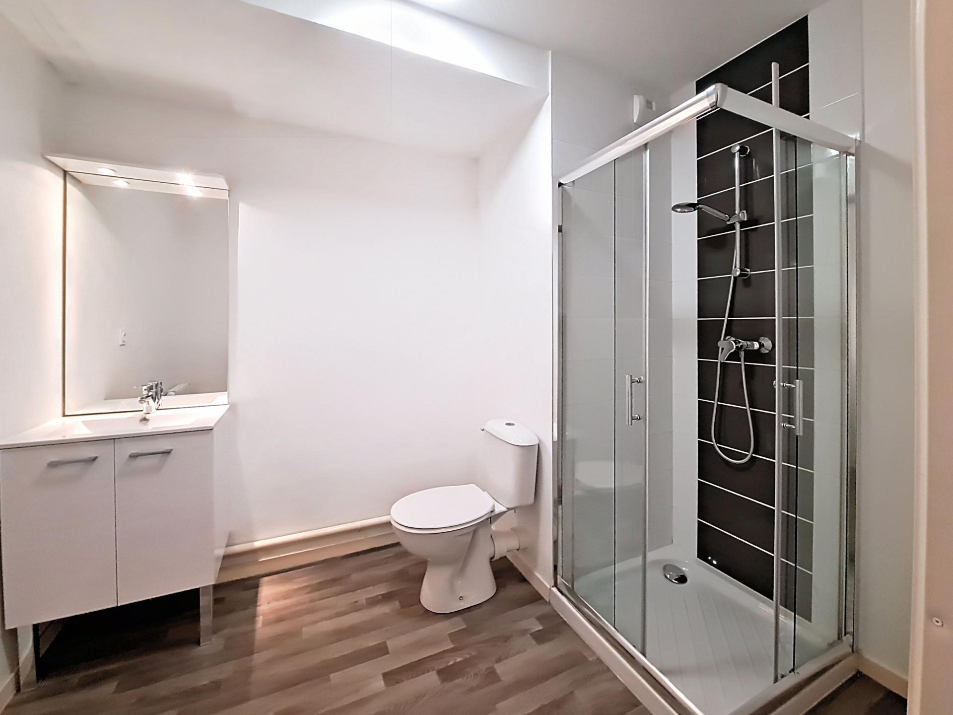 Miniature photo - 5 / 10