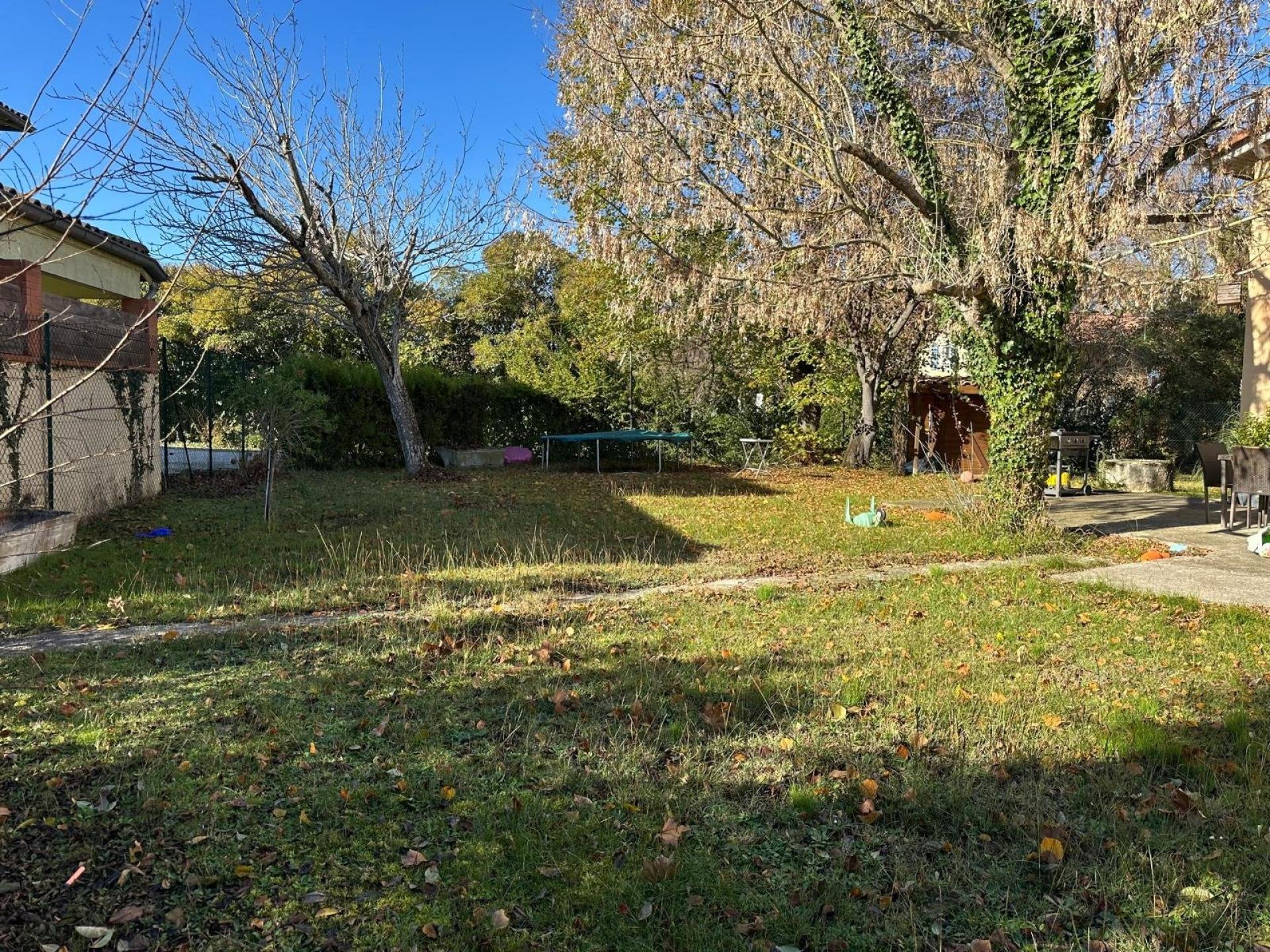 Miniature photo - 12 / 12